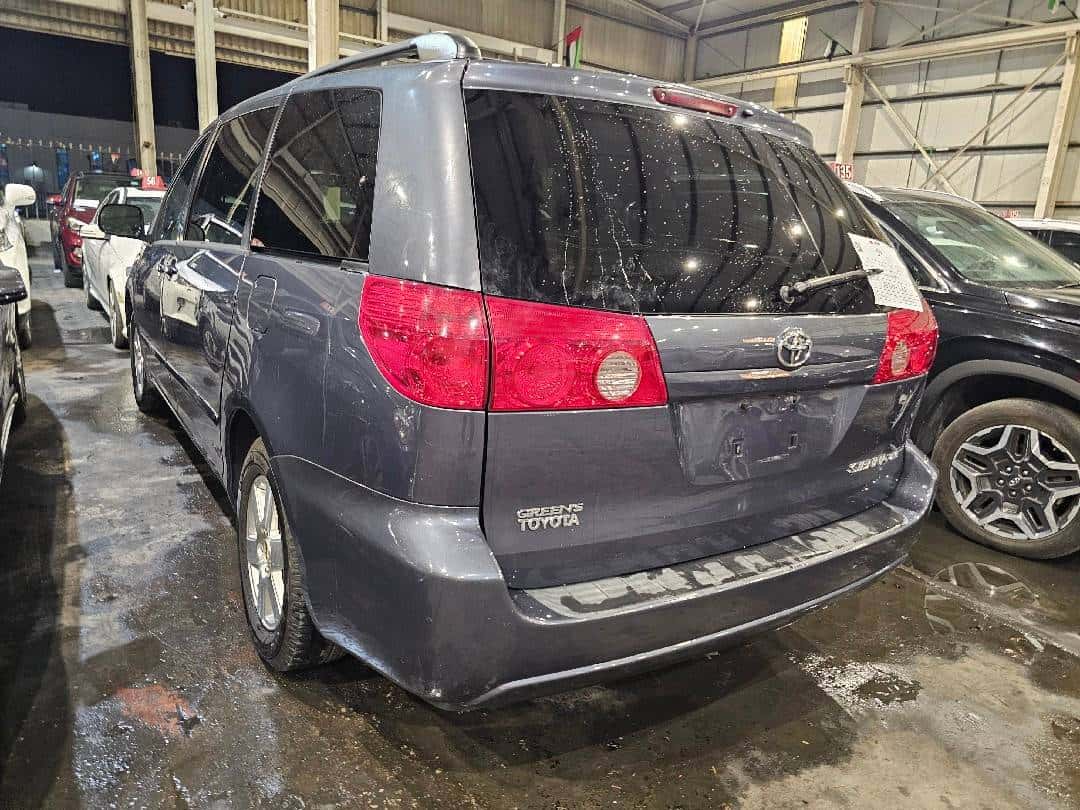 TOYOTA SIENNA 2008 thumbnail 1