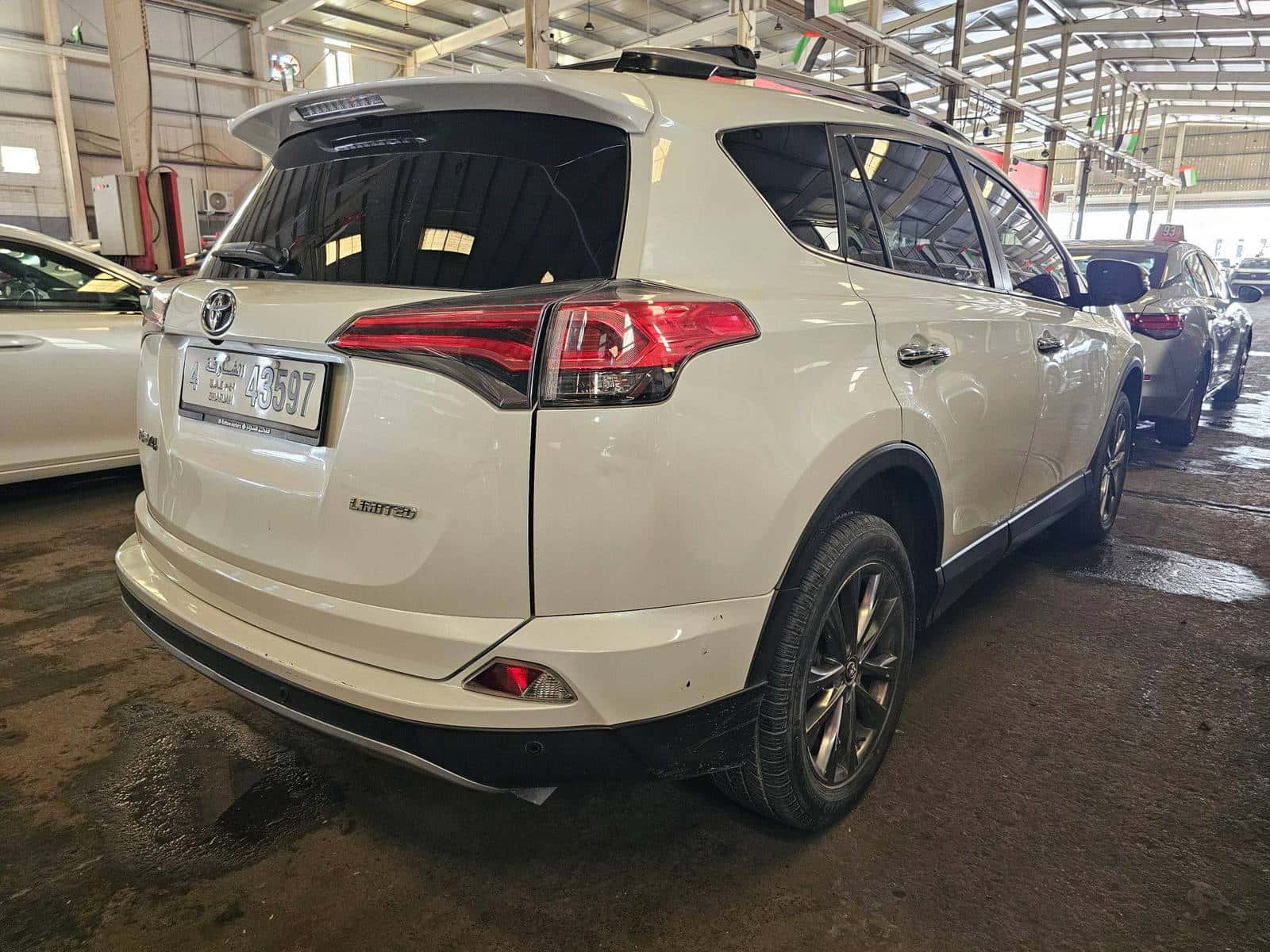 Toyota RAV4 2018 thumbnail 3
