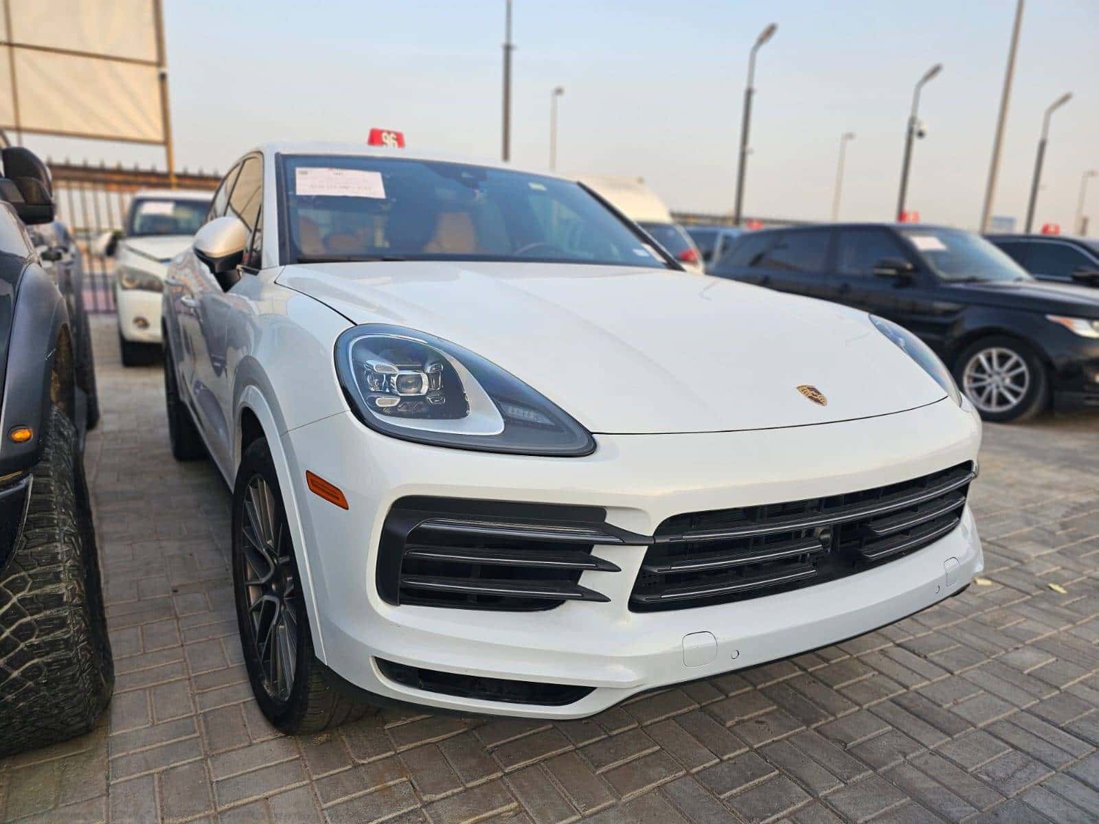 PORSCHE Cayenne 2023 thumbnail 3