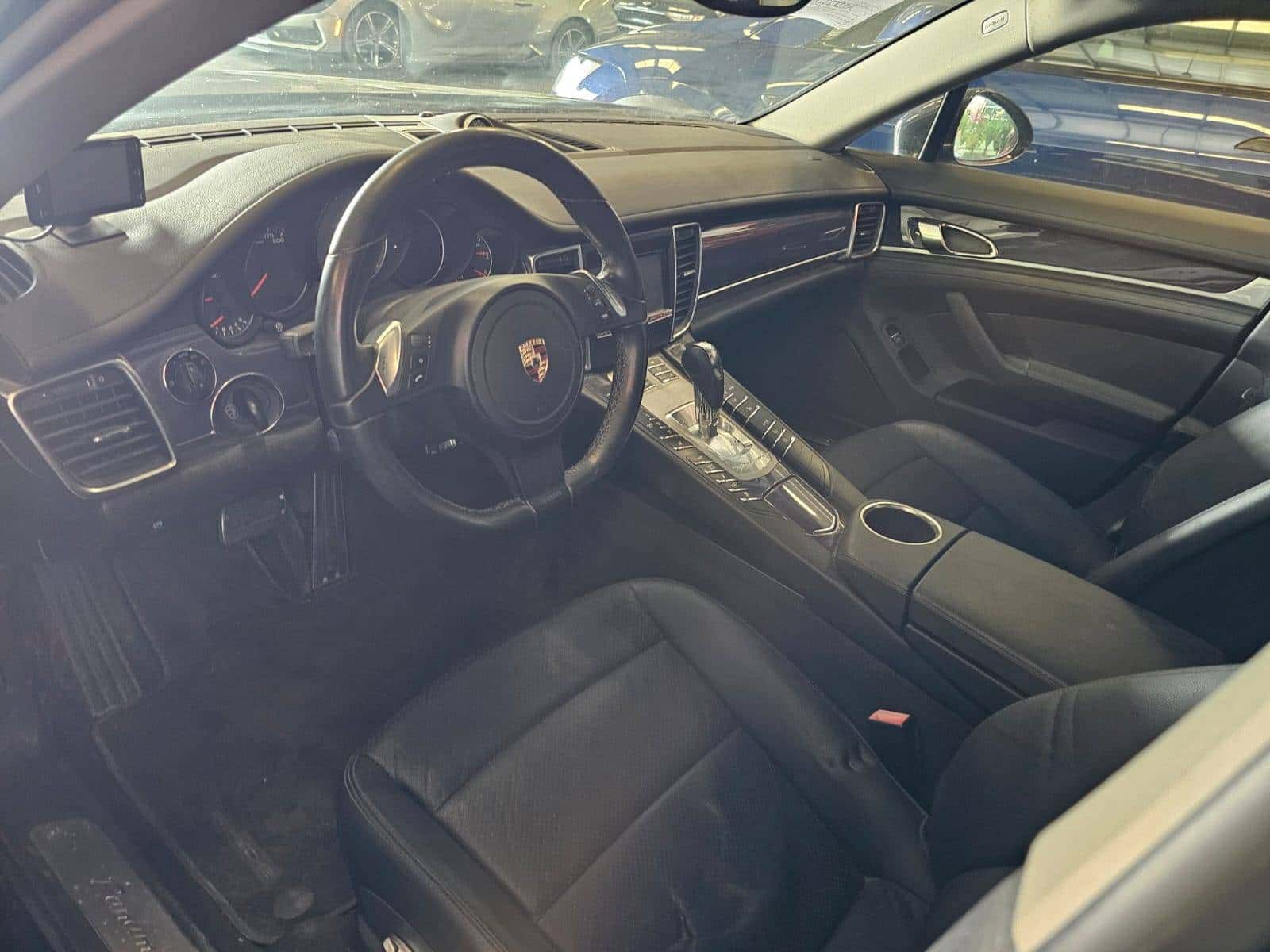 Porsche Panamera 2012 thumbnail 6