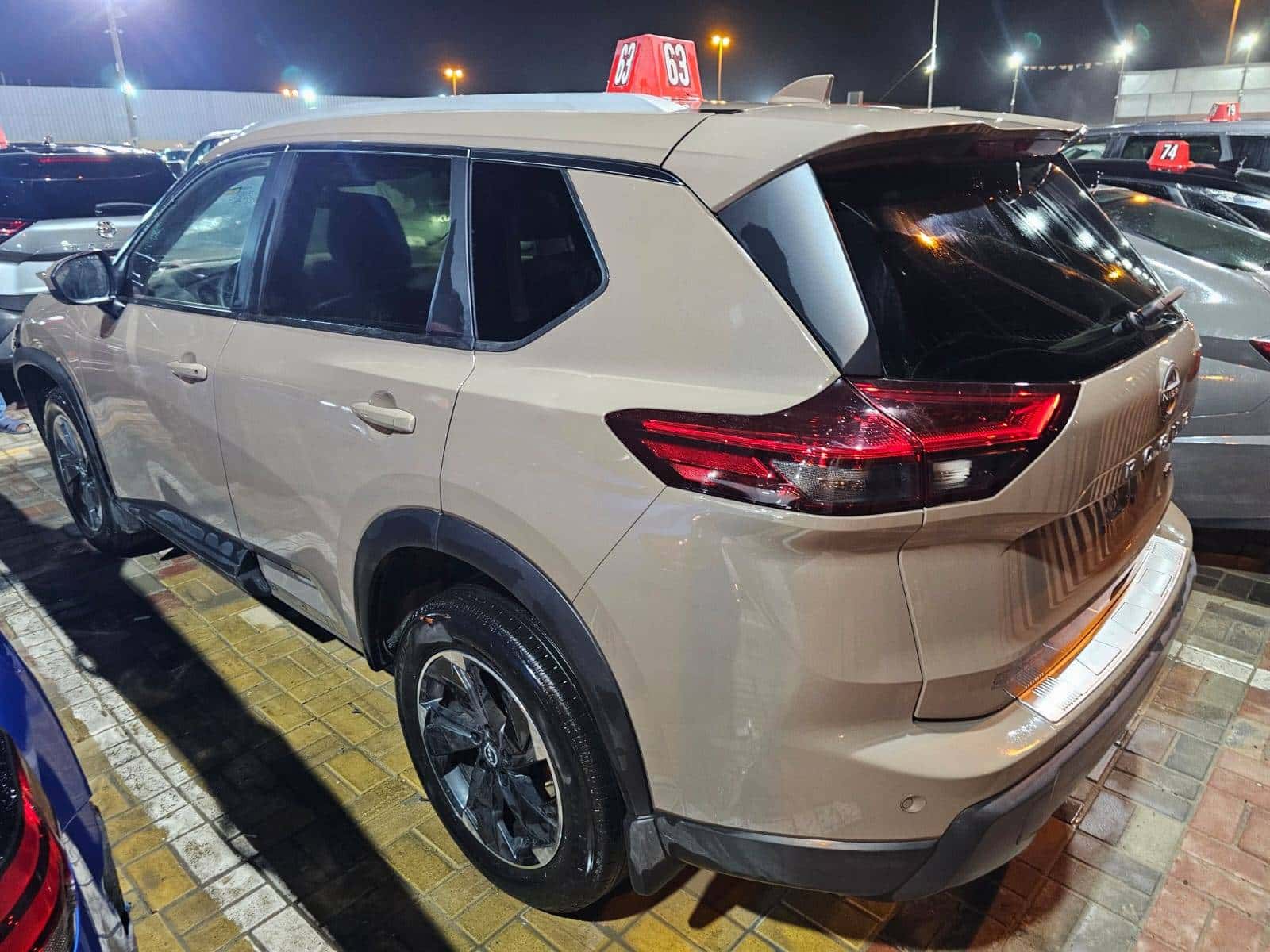 Nissan Rogue 2025 thumbnail 6