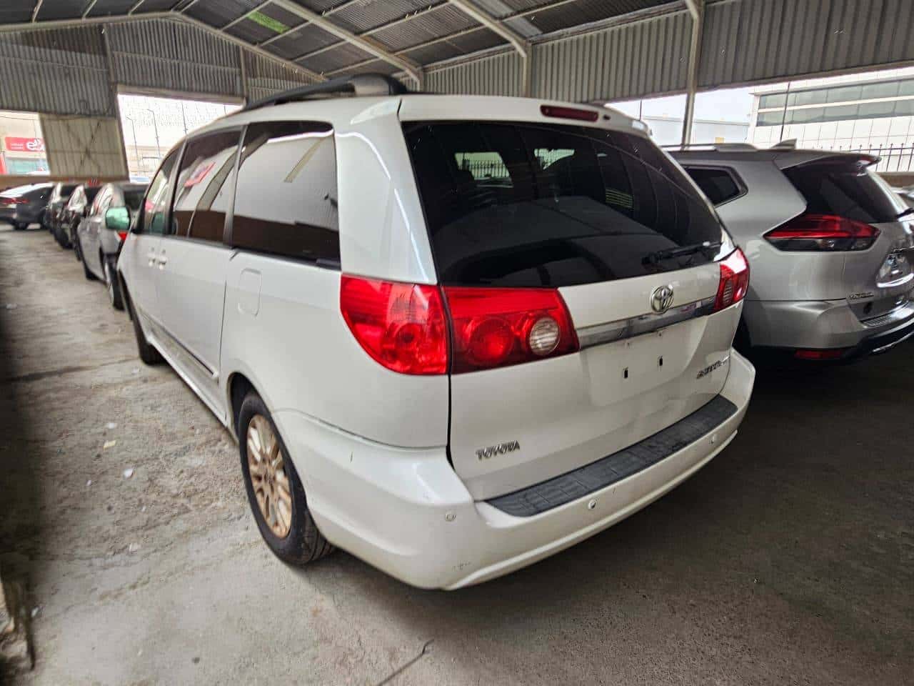 Toyota Sienna 2008 thumbnail 5