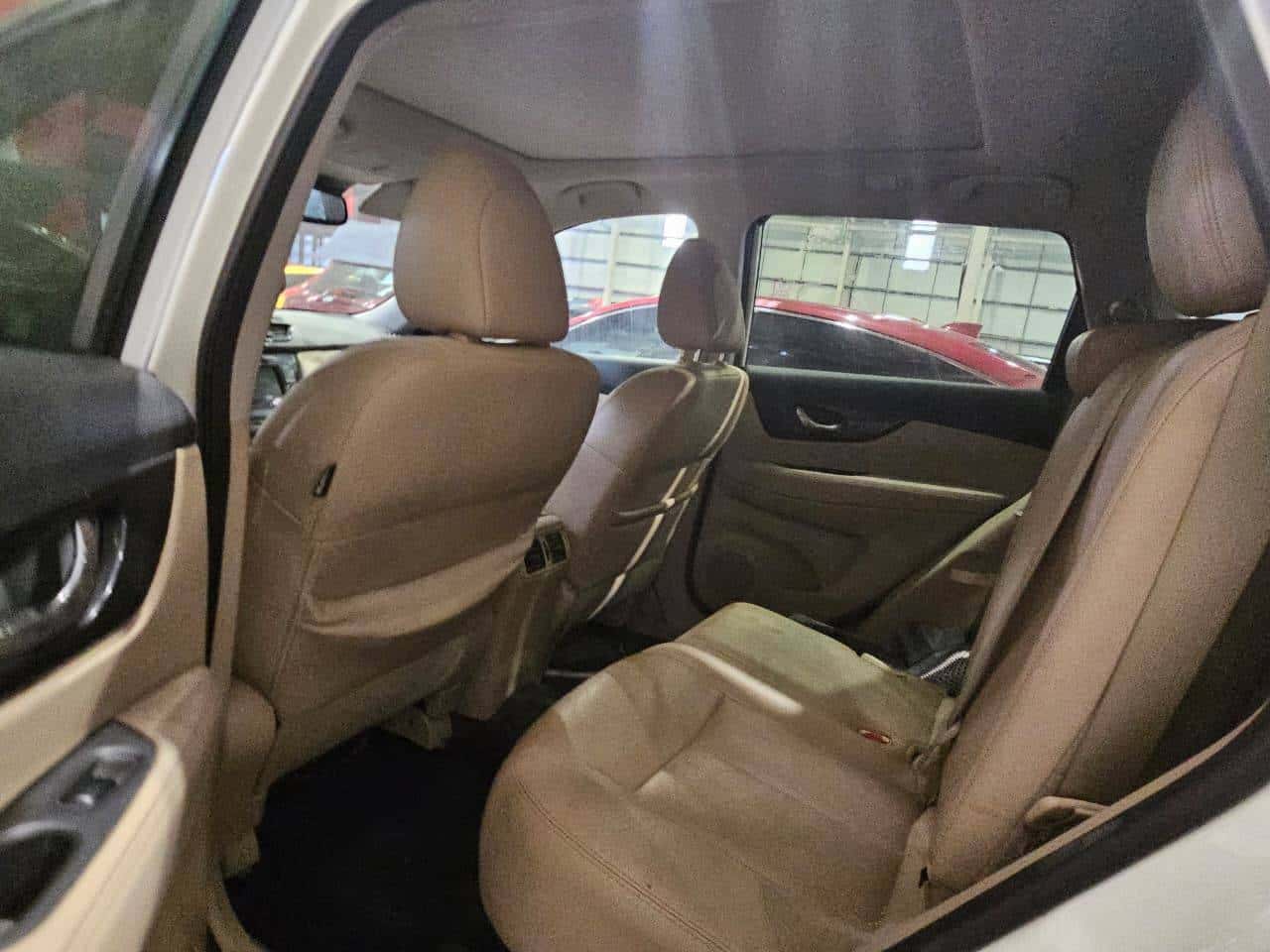 Nissan Rogue 2019 thumbnail 6
