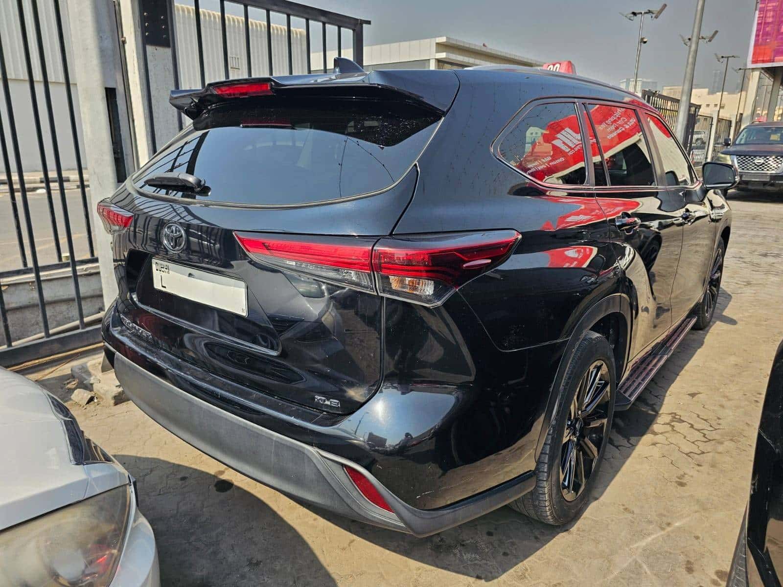 Toyota Grand Highlander 2023 thumbnail 3