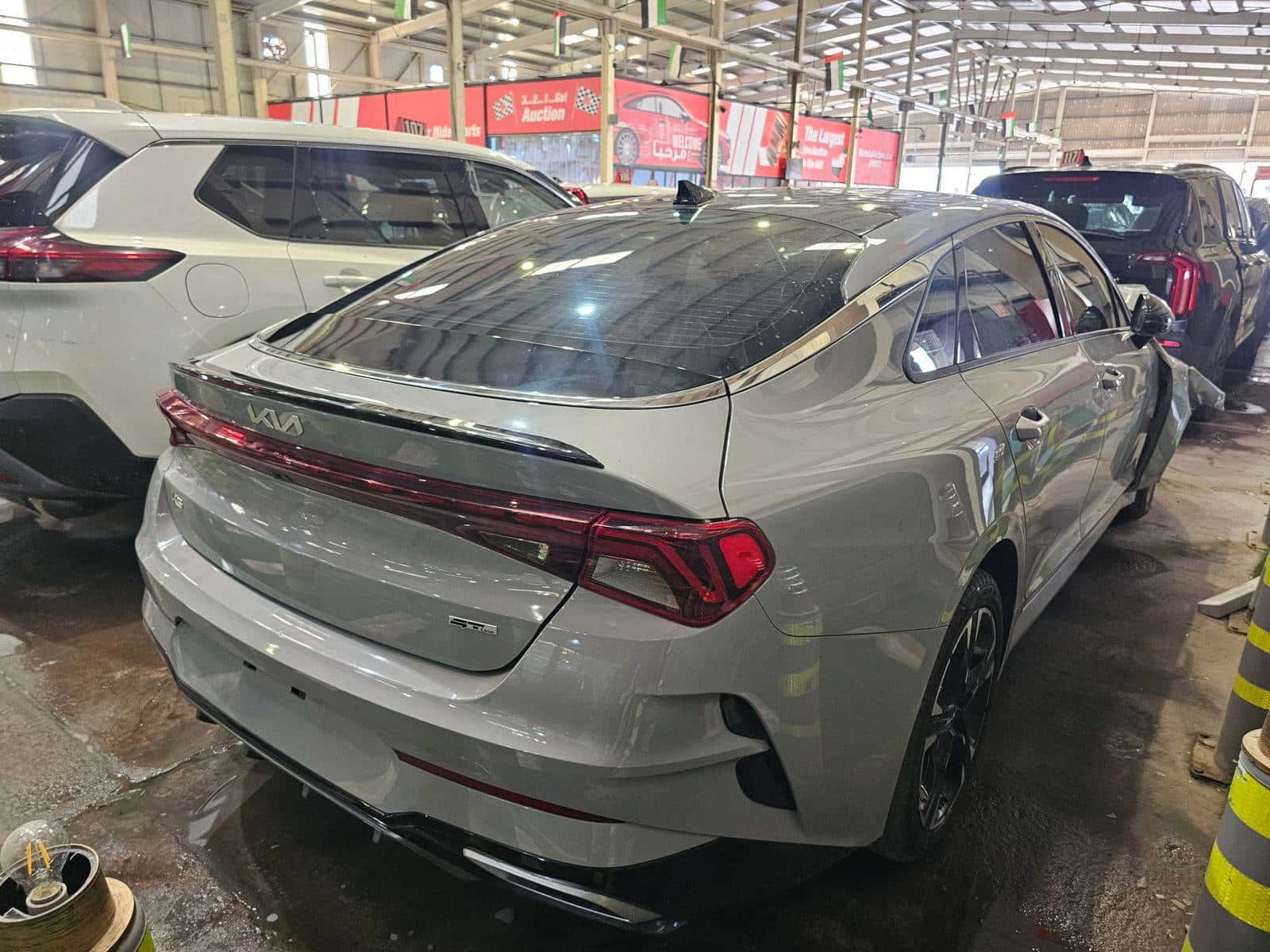 KIA K5 - Exterior