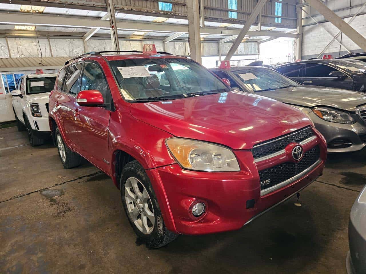 Toyota RAV4 2012 thumbnail 3