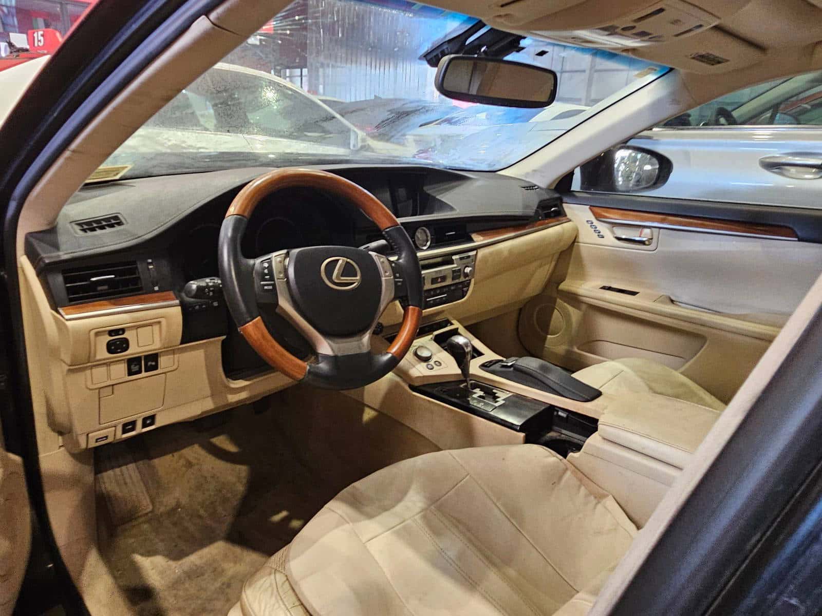 Lexus ES 300H 2014 thumbnail 7