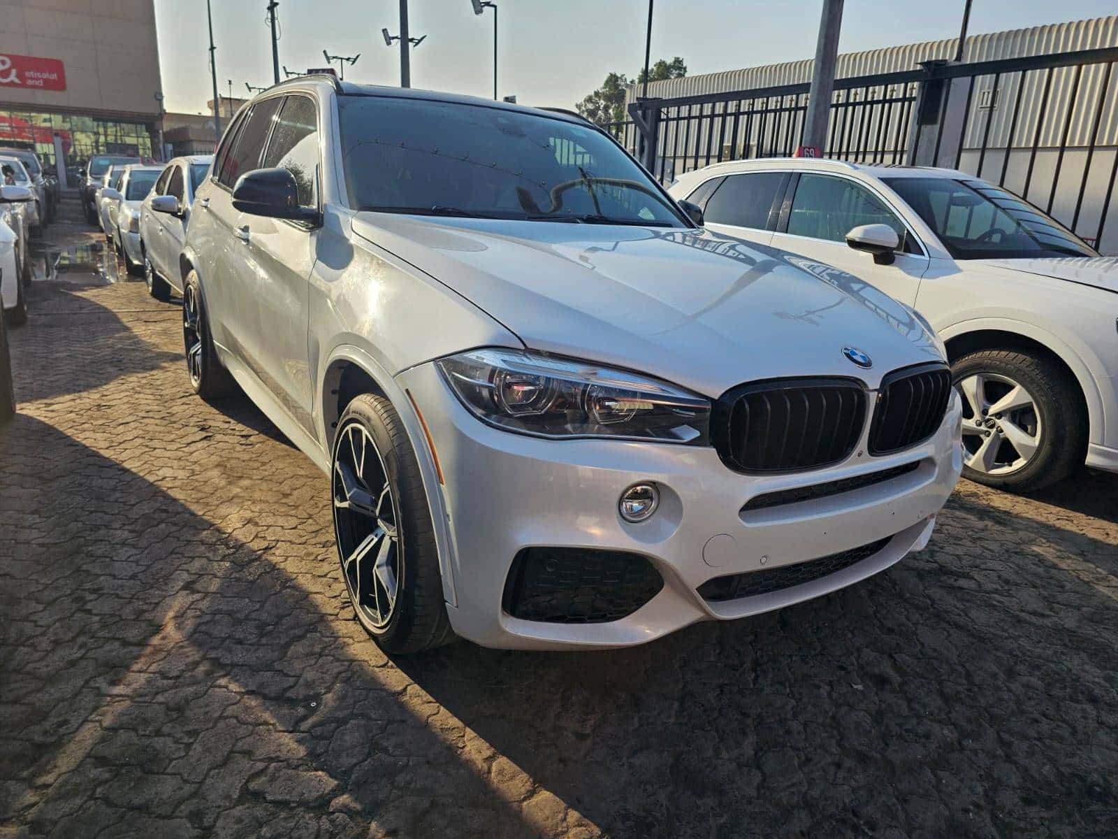 BMW X5 2016 thumbnail 1