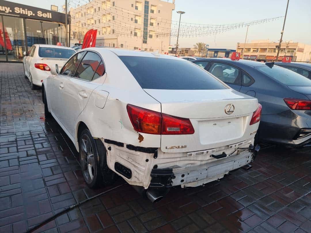LEXUS IS 250 - Exterior