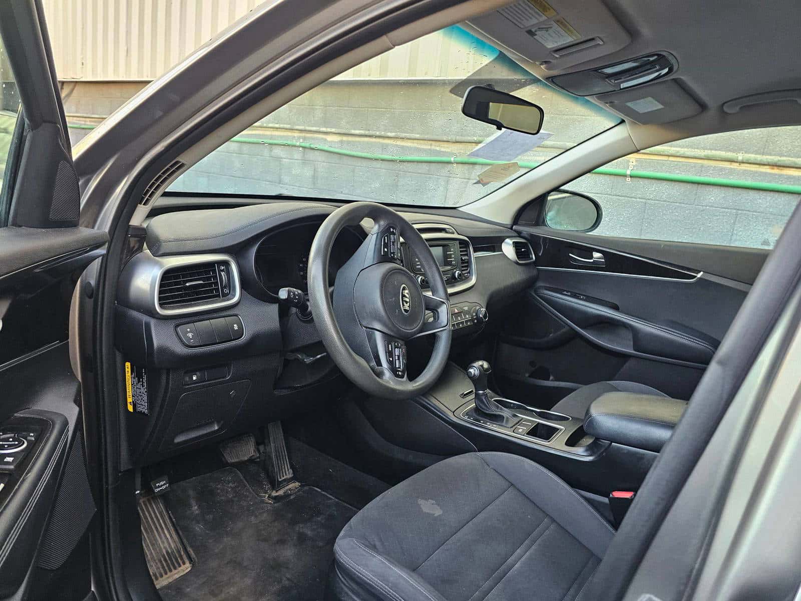 KIA SORENTO 2017 thumbnail 7