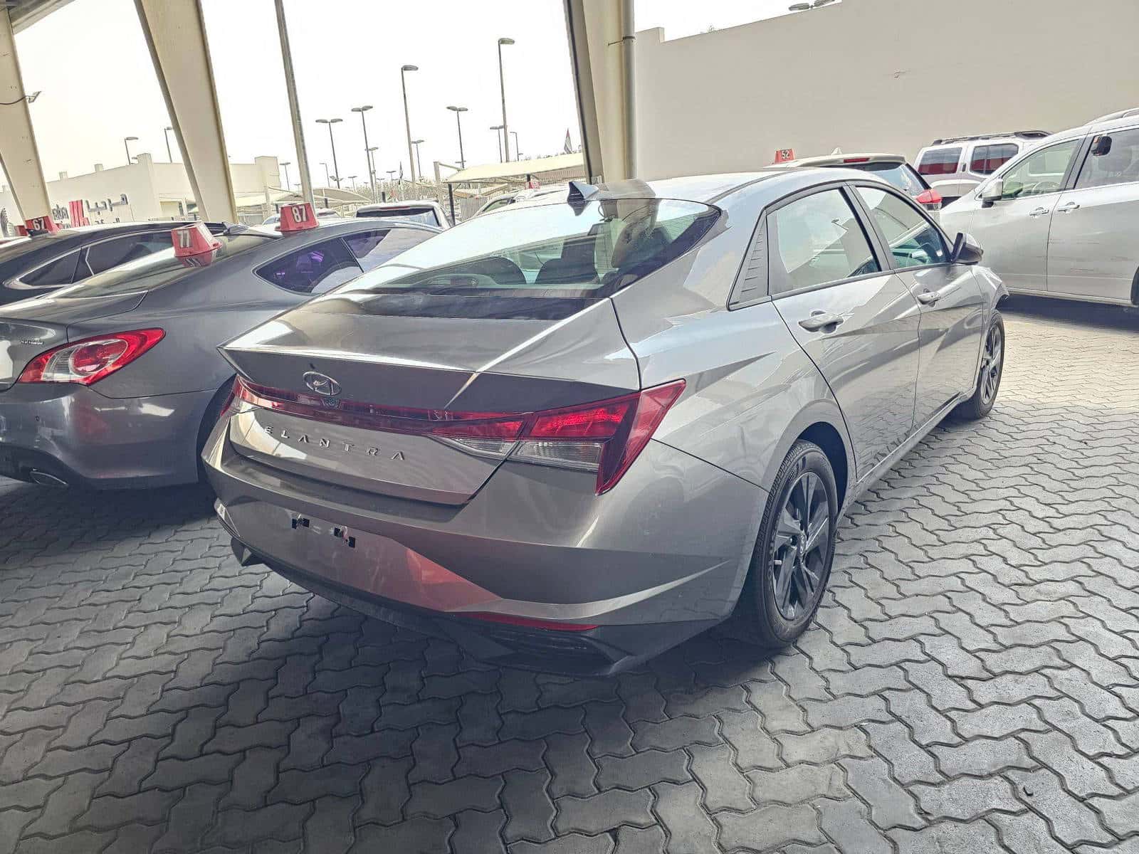HYUNDAI ELANTRA 2023 thumbnail 2