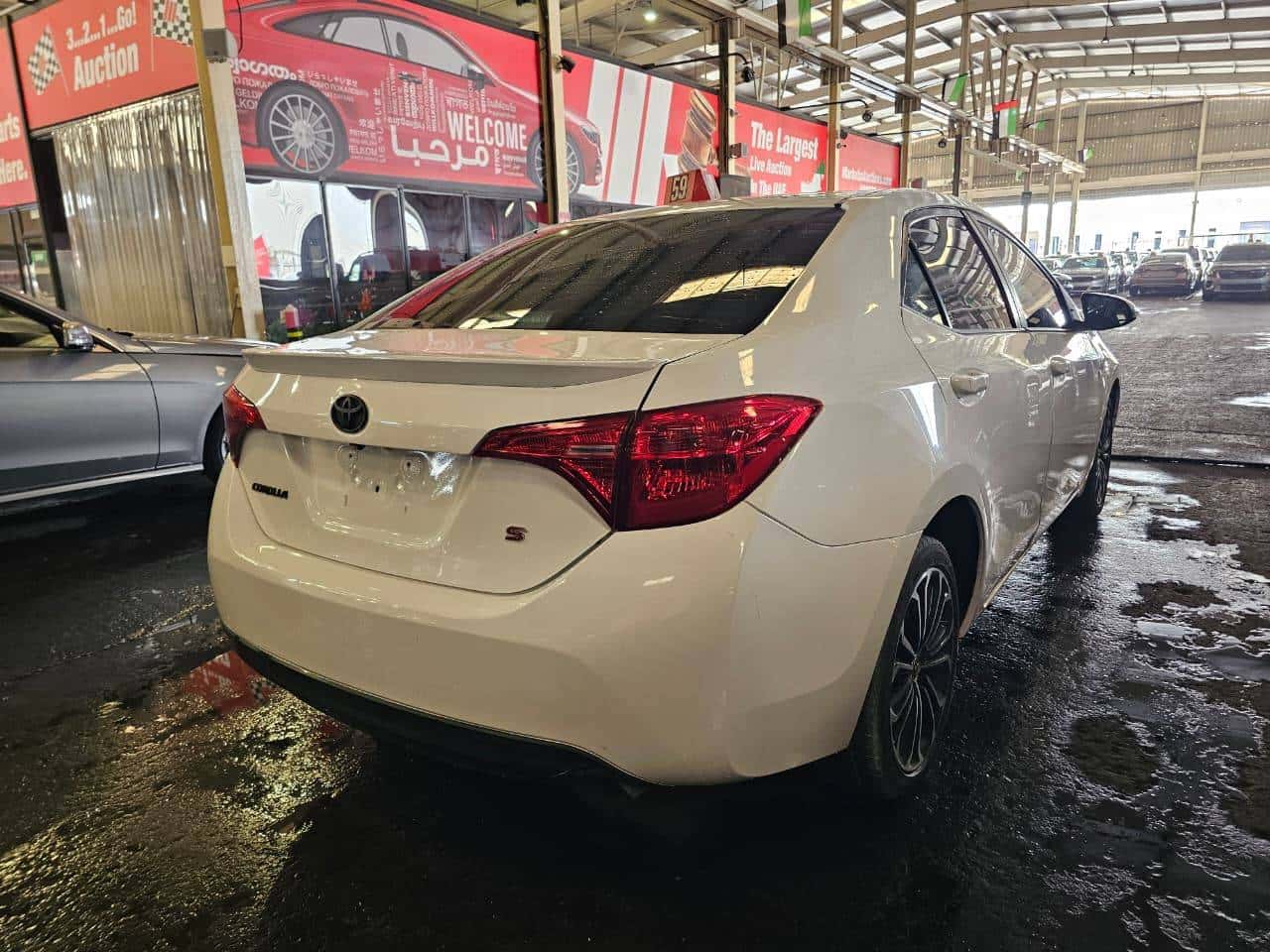 Toyota Corolla 2015 thumbnail 2