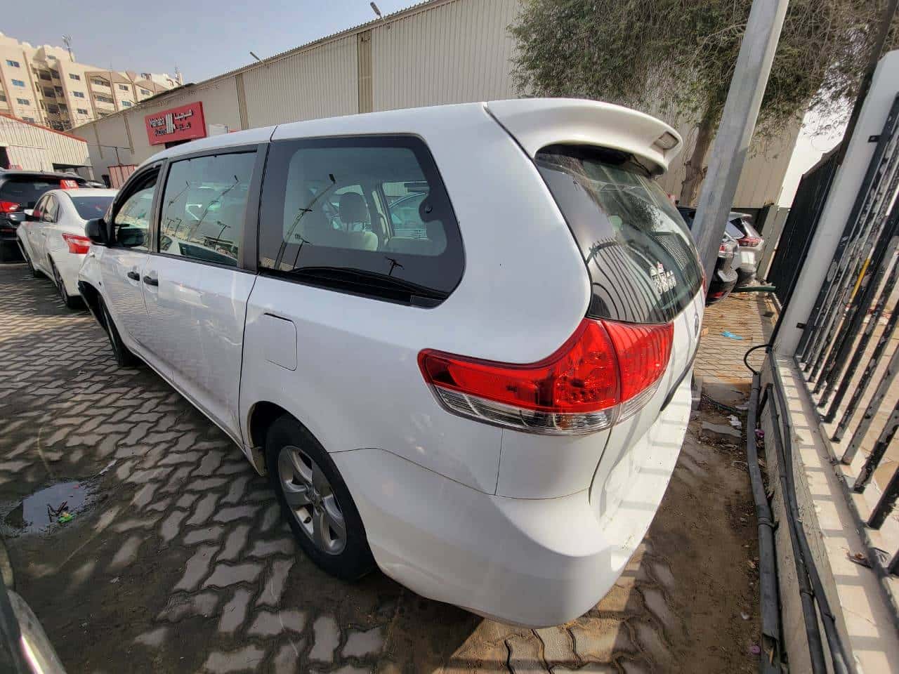 Toyota Sienna 2014 thumbnail 4