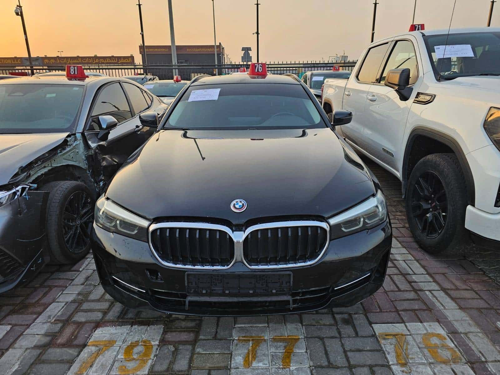 BMW 520I 2023 thumbnail 2