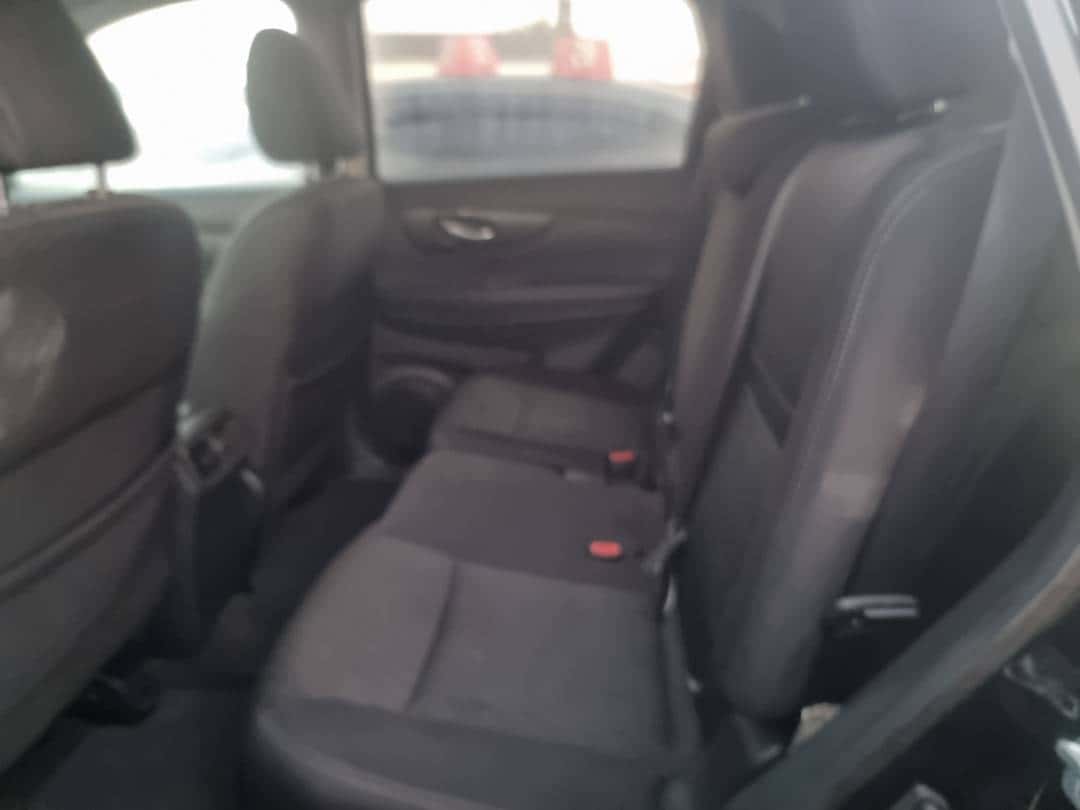 Nissan Rogue 2017 thumbnail 4