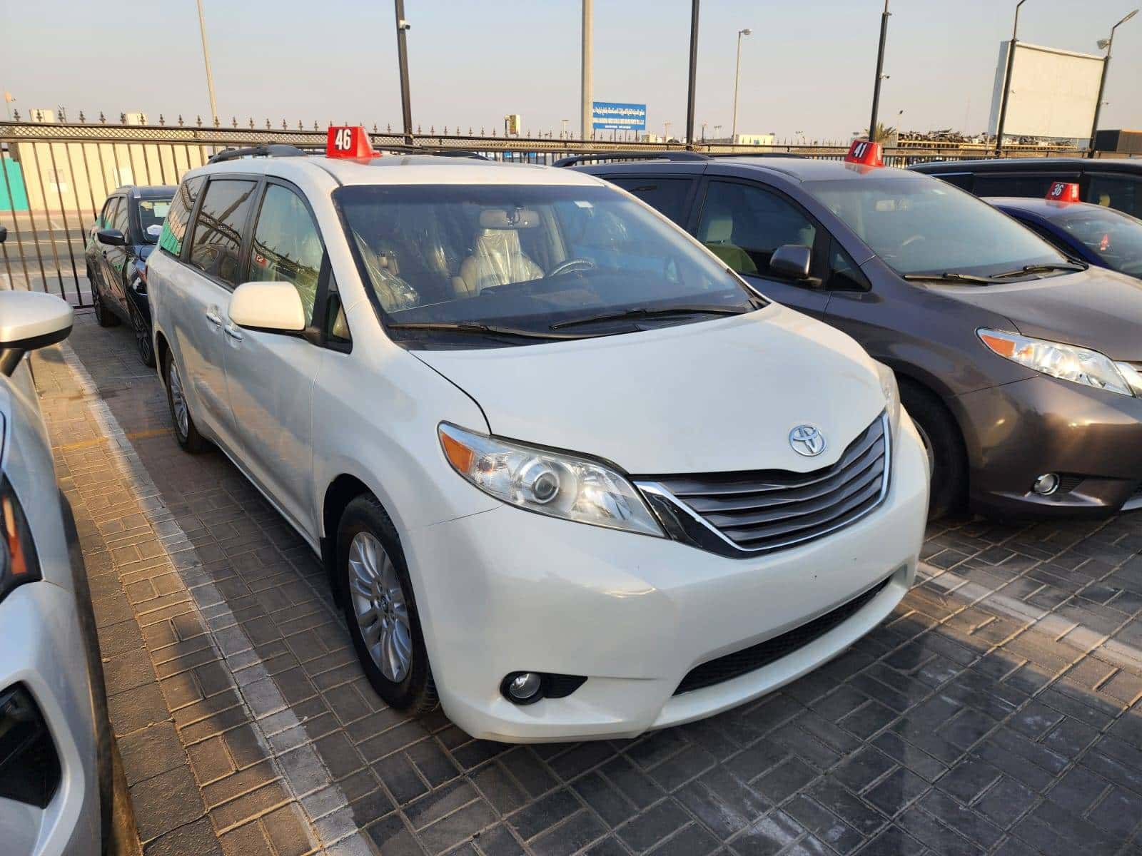 TOYOTA SIENNA 2015 thumbnail 1