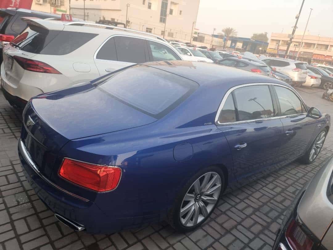 Bentley FLYING SPUR V8 2014 thumbnail 4