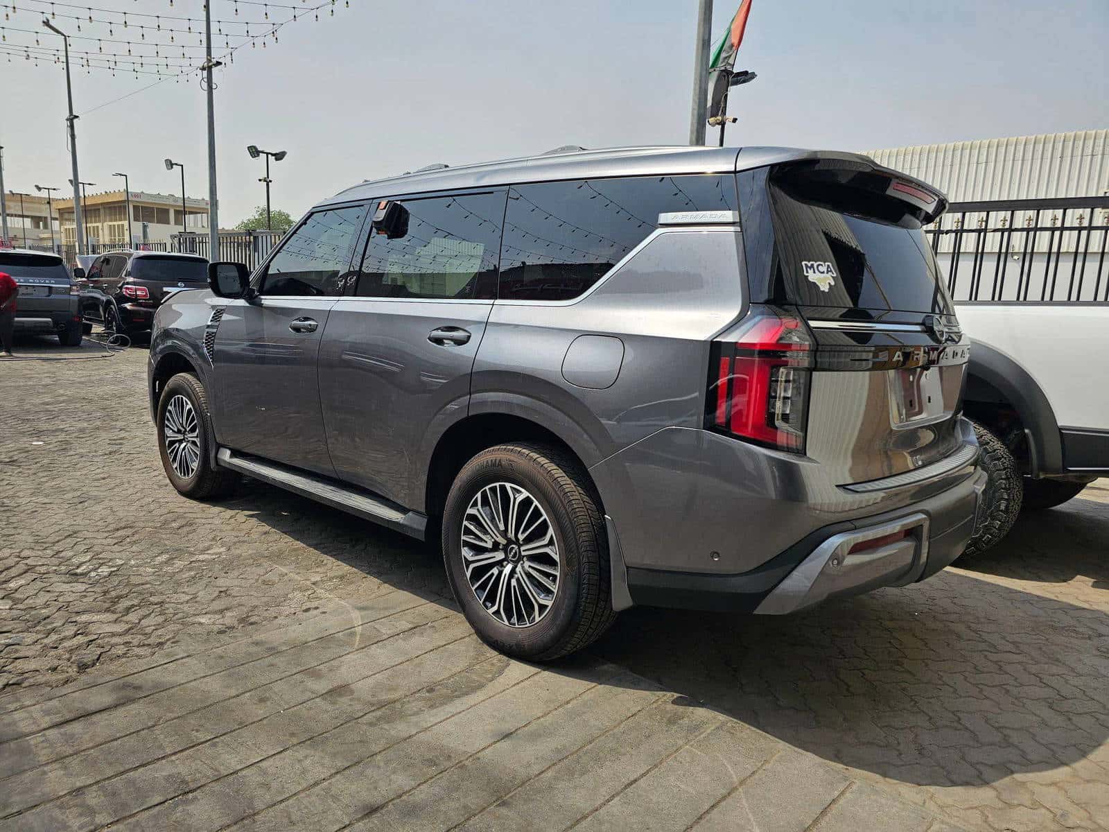 Nissan Armada 2025 thumbnail 2