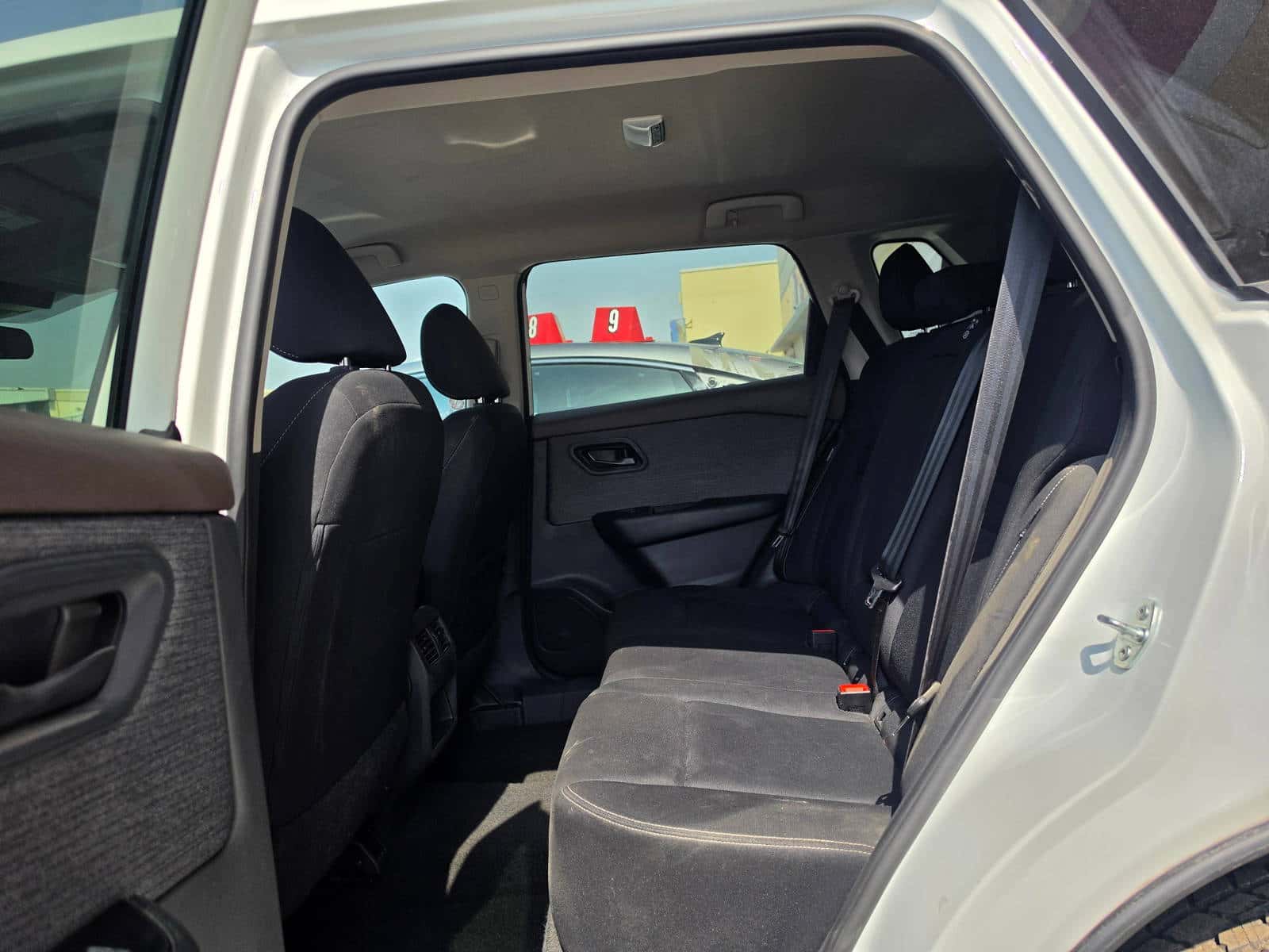 Nissan Rogue 2023 thumbnail 7