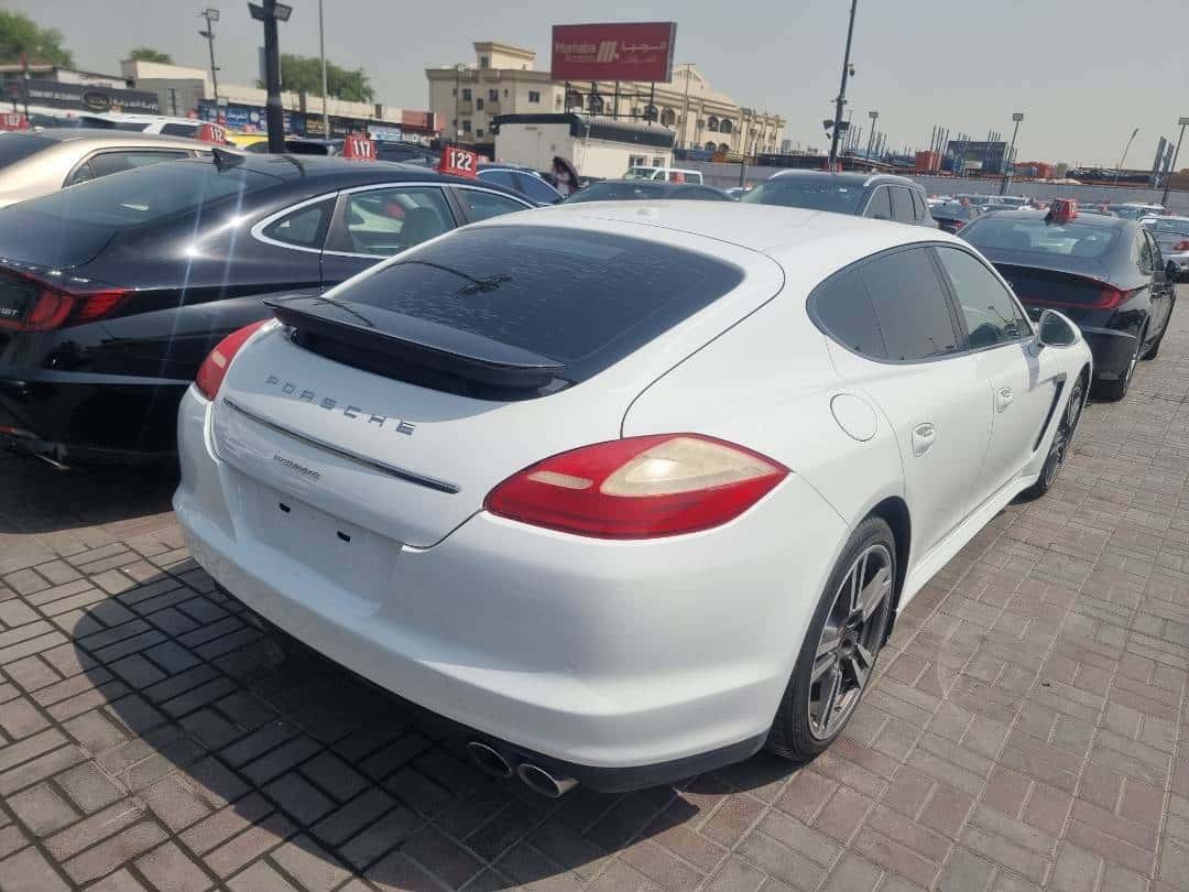 Porsche PANAMERA S 2013 thumbnail 3