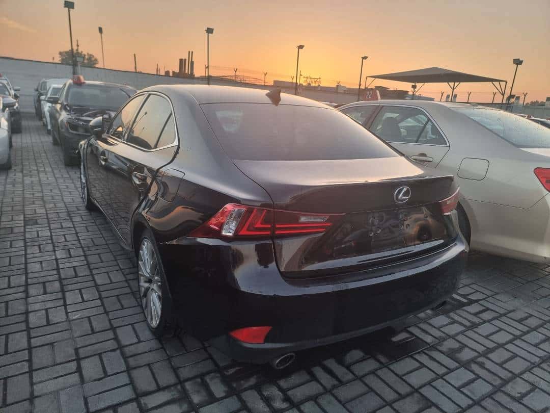 LEXUS IS 250 2014 thumbnail 5