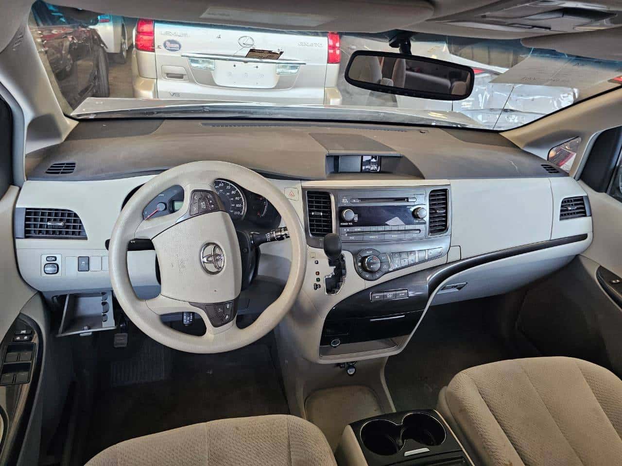 TOYOTA SIENNA 2013 thumbnail 7