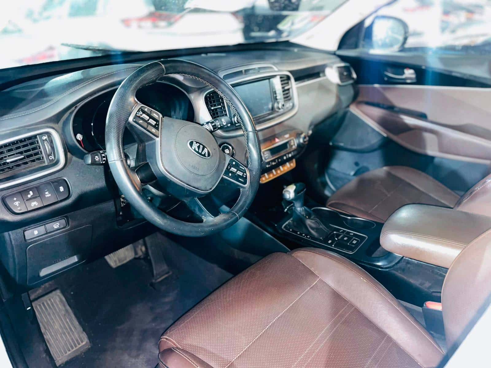 KIA SORENTO 2019 thumbnail 5