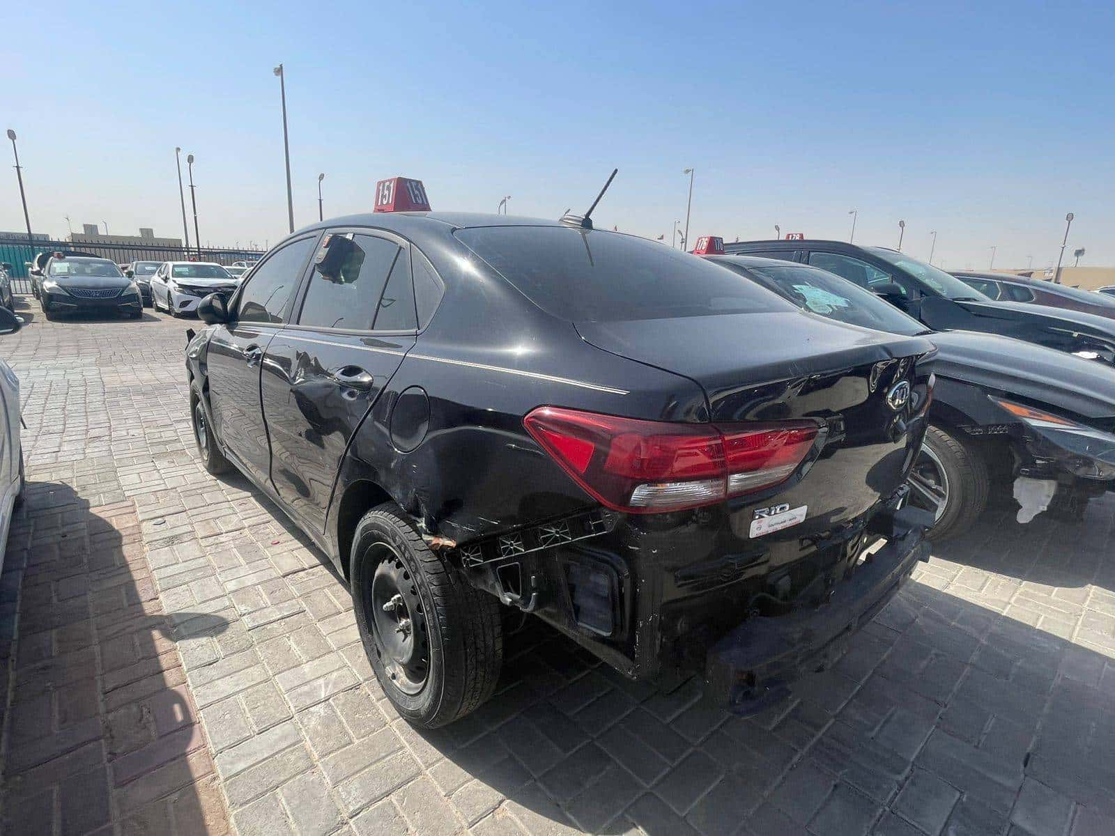 KIA RIO - Exterior