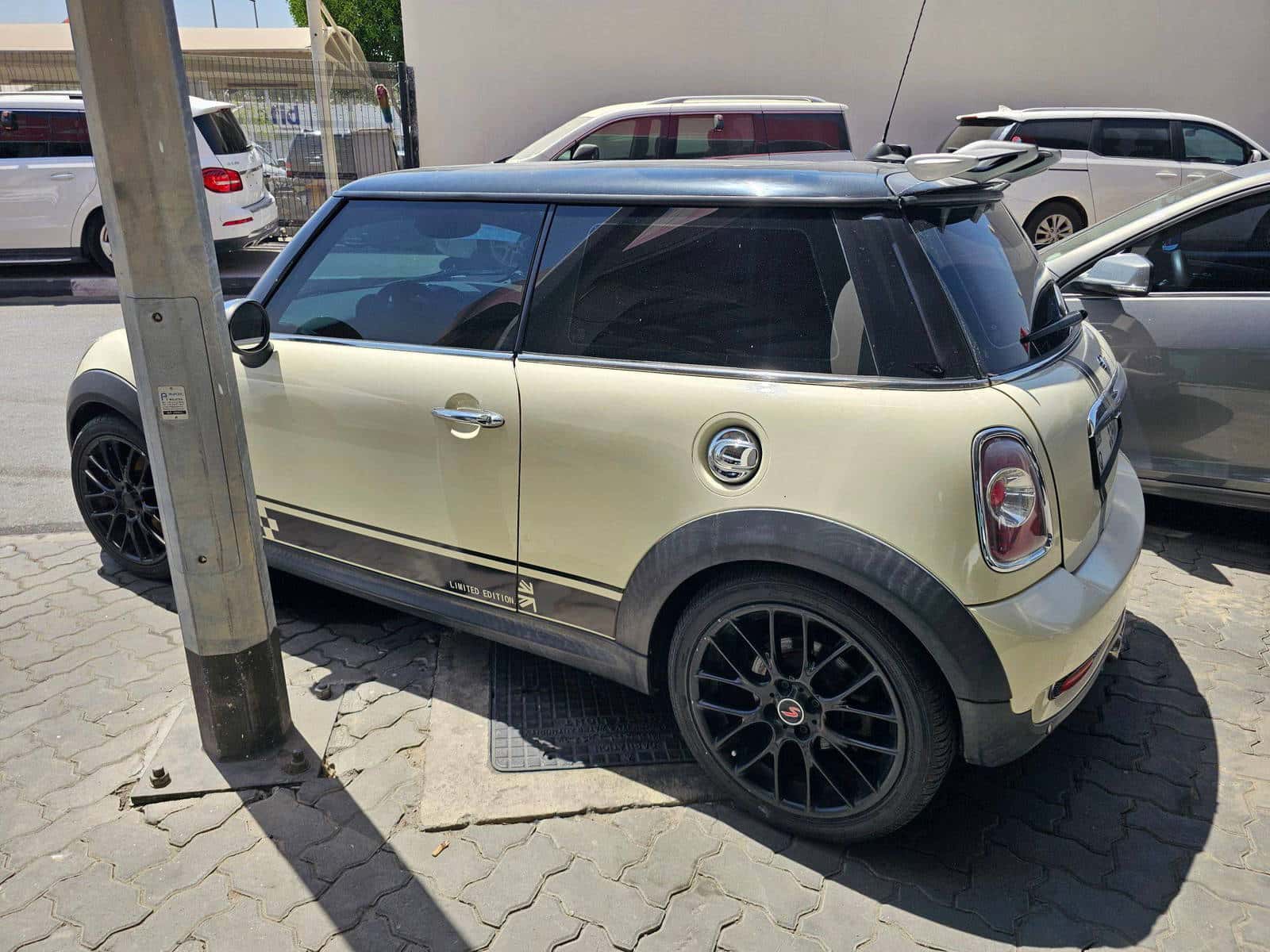 MINI COOPER S 2010 thumbnail 4