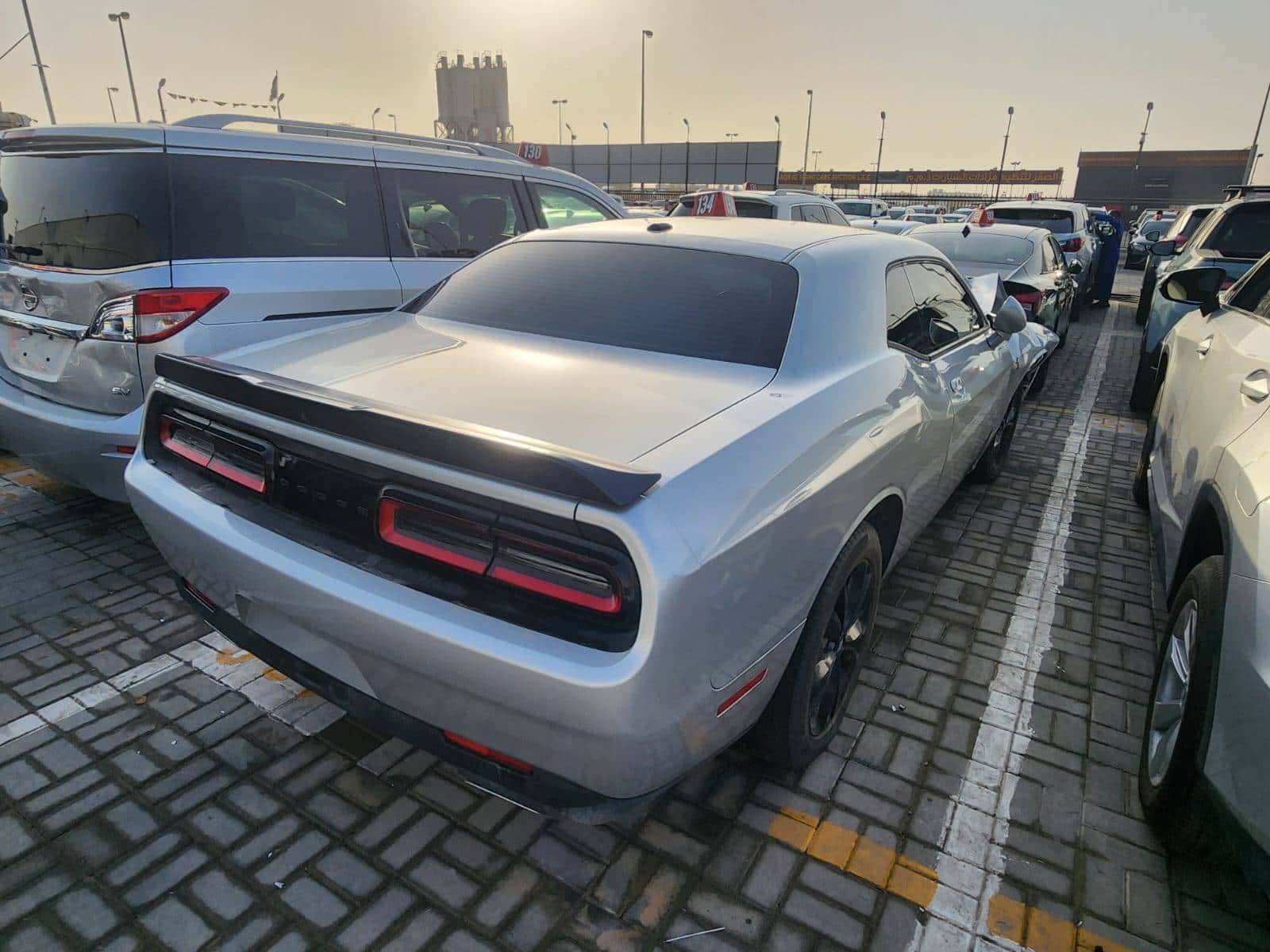 DODGE CHALLENGER 2023 thumbnail 4