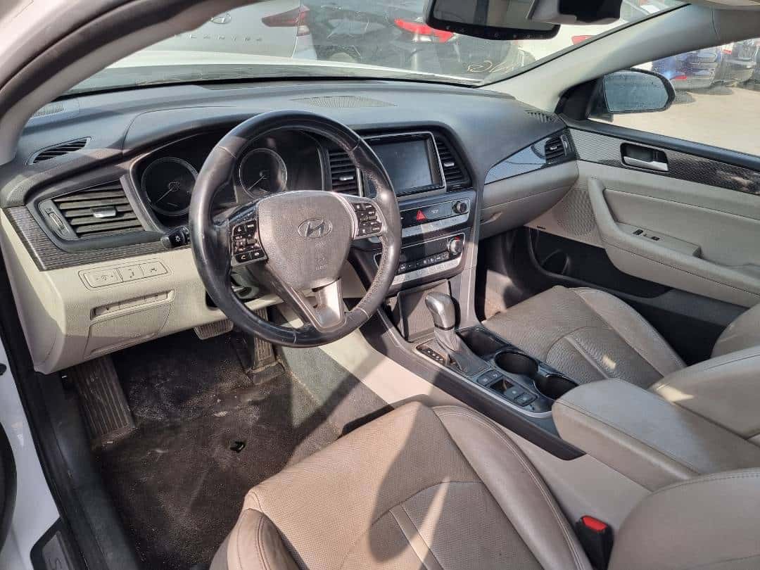 HYUNDAI SONATA SPORT - Exterior