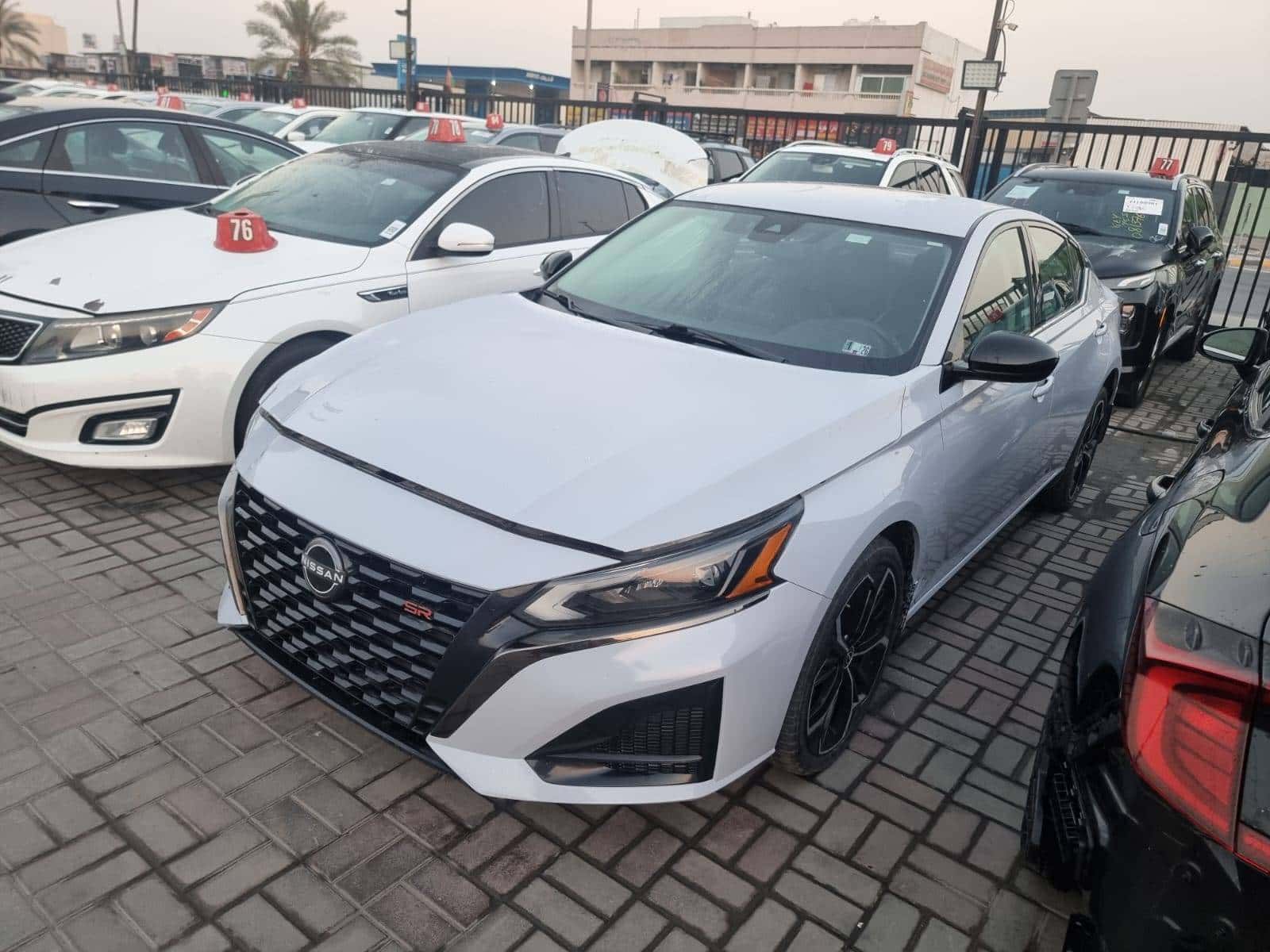 NISSAN ALTIMA 2023 thumbnail 2