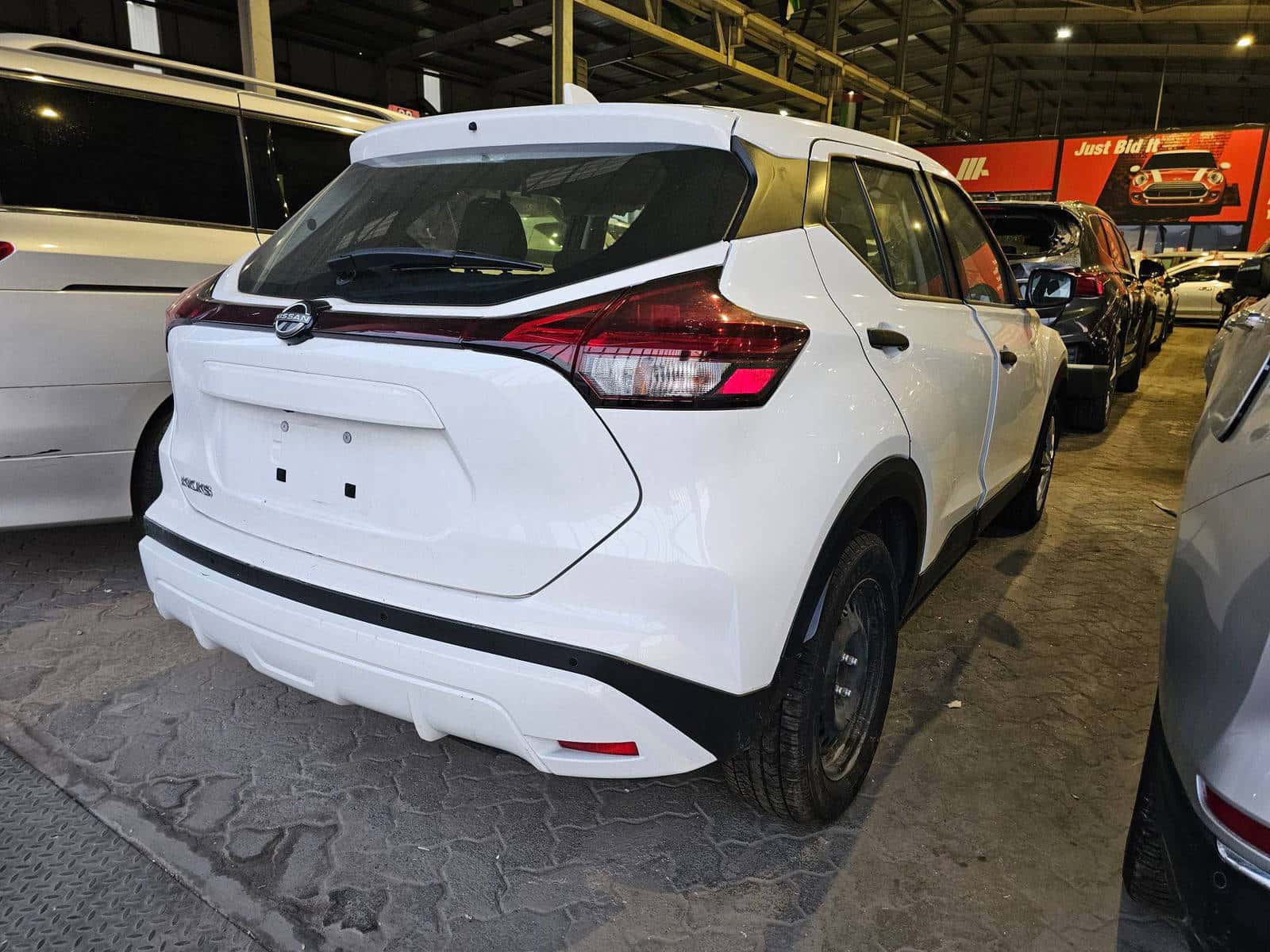 NISSAN KICKS 2022 thumbnail 2