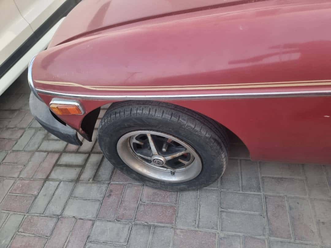 MG MGB 1979 thumbnail 6