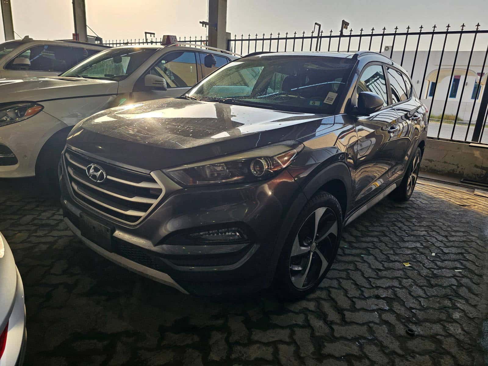 HYUNDAI TUCSON 2018 thumbnail 4