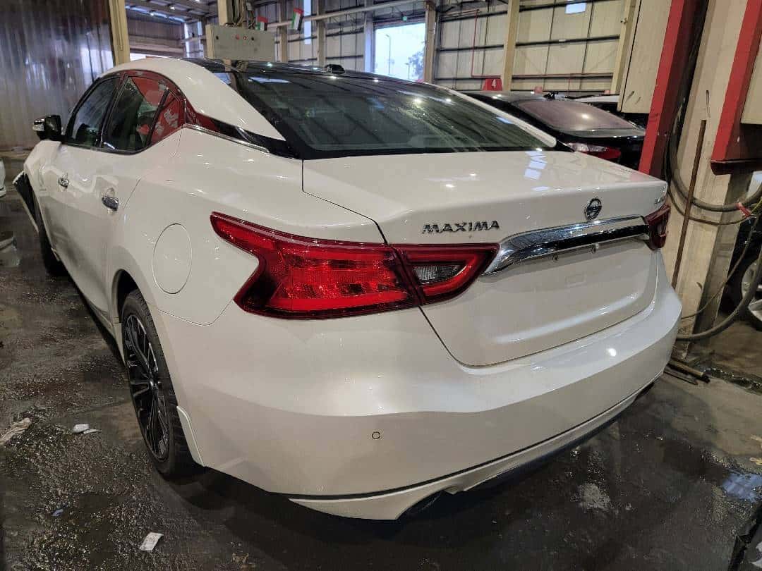 Nissan Maxima 2016 thumbnail 1