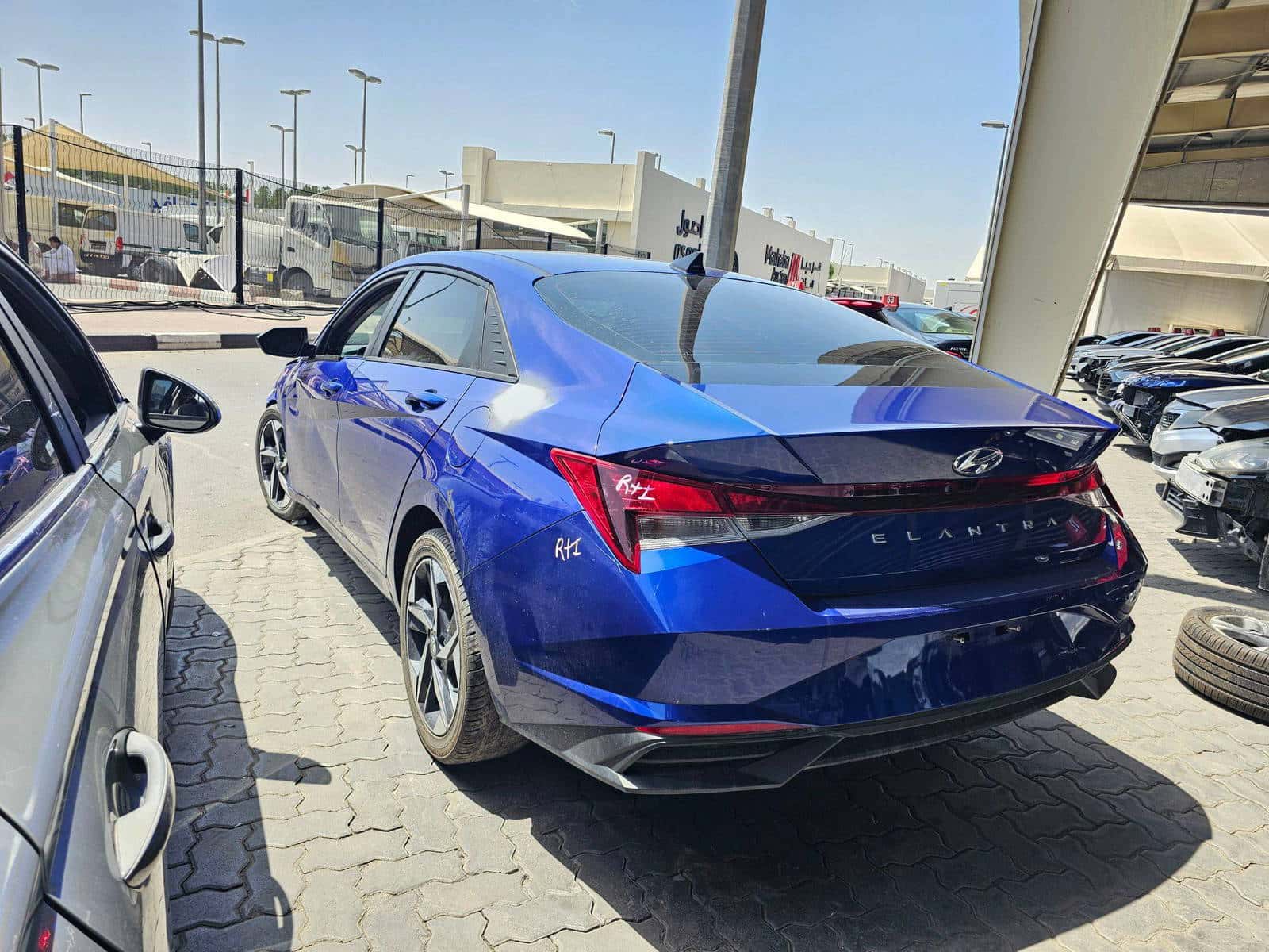 HYUNDAI ELANTRA 2023 thumbnail 2