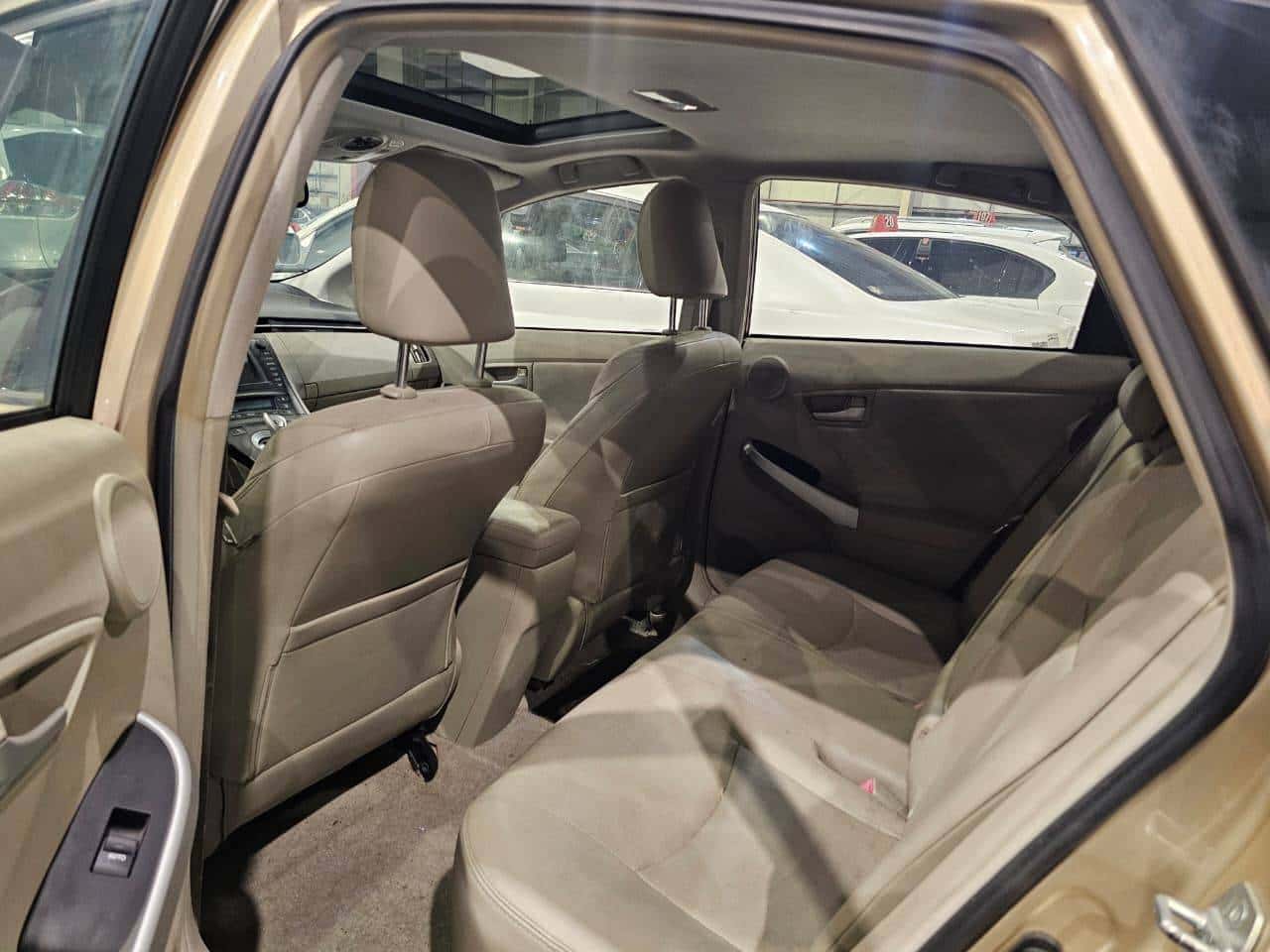 Toyota Prius 2010 thumbnail 6