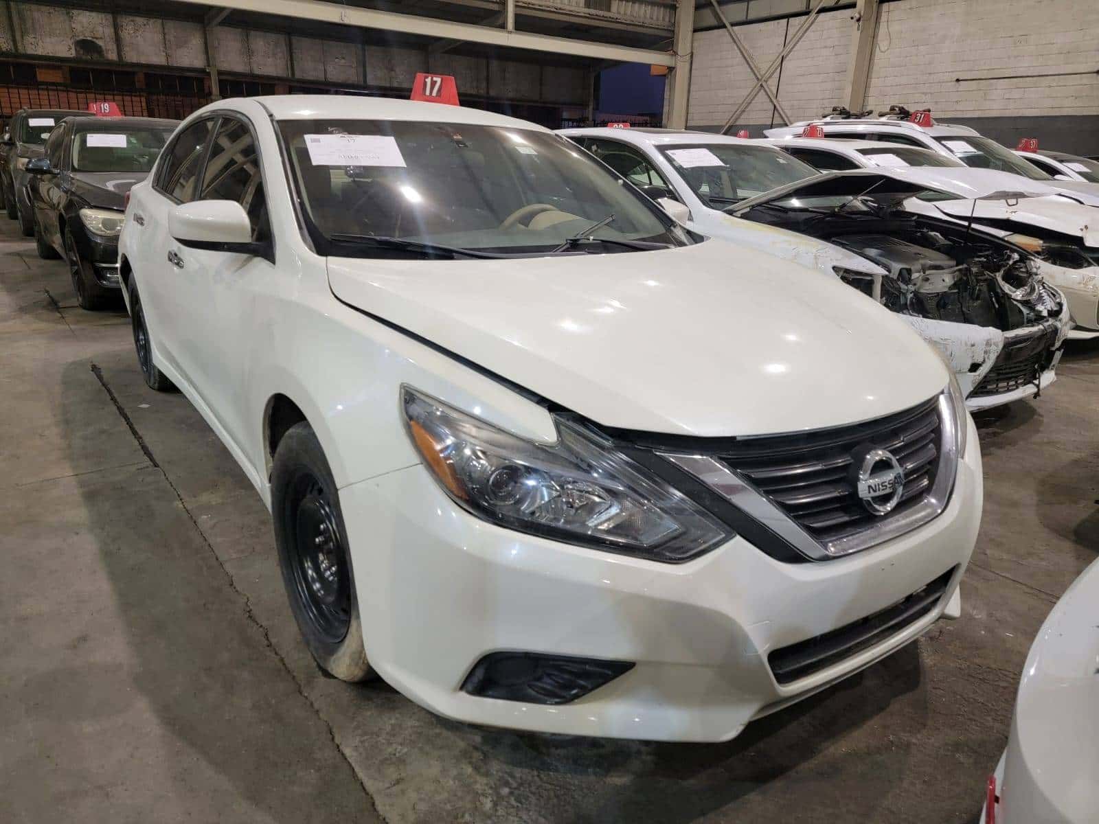 Nissan Altima 2018 thumbnail 3