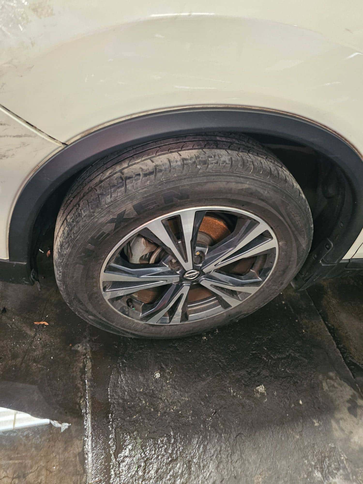 Nissan Rogue 2018 thumbnail 3