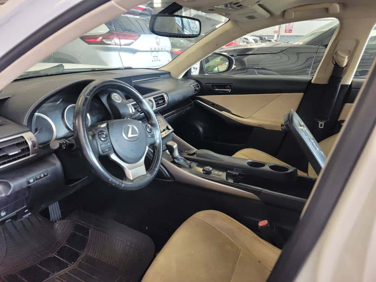 Lexus IS 250 2014 thumbnail 7