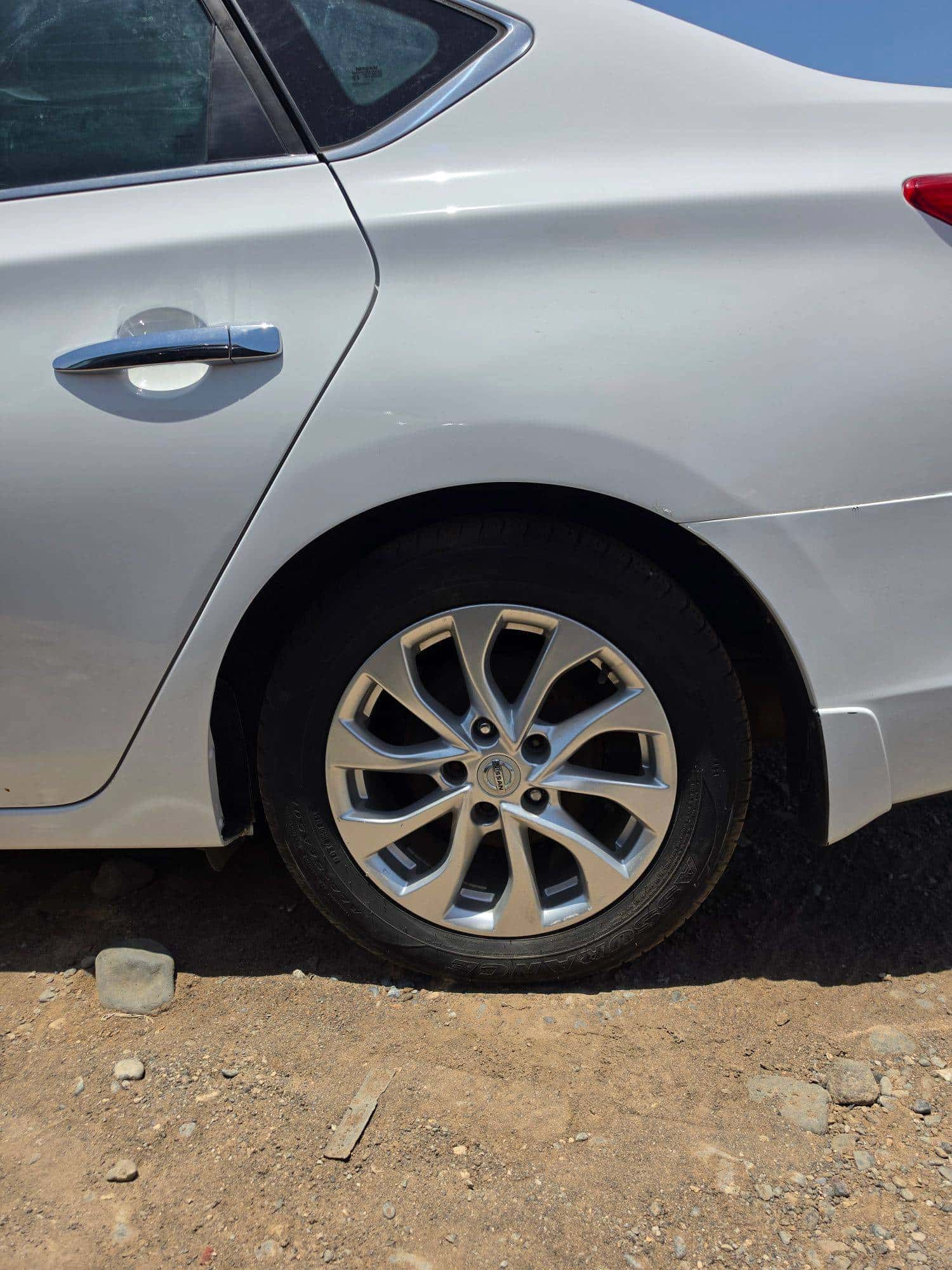Nissan Sentra 2018 thumbnail 6