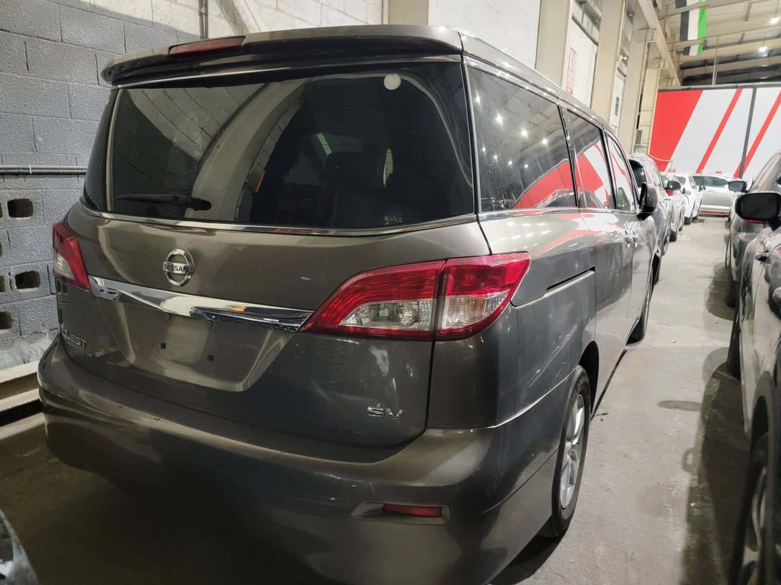 NISSAN QUEST - Exterior