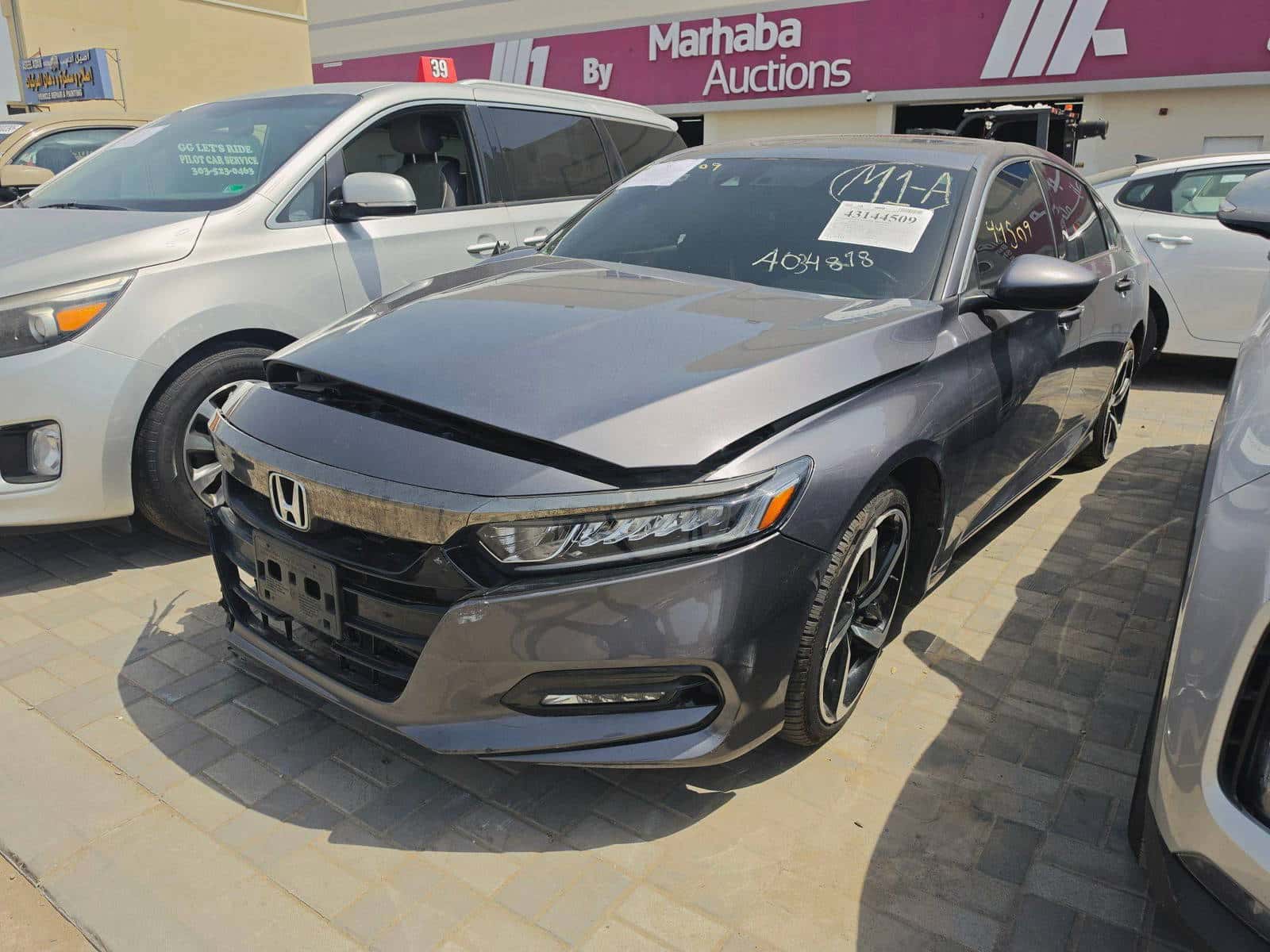 Honda Accord 2019 thumbnail 2