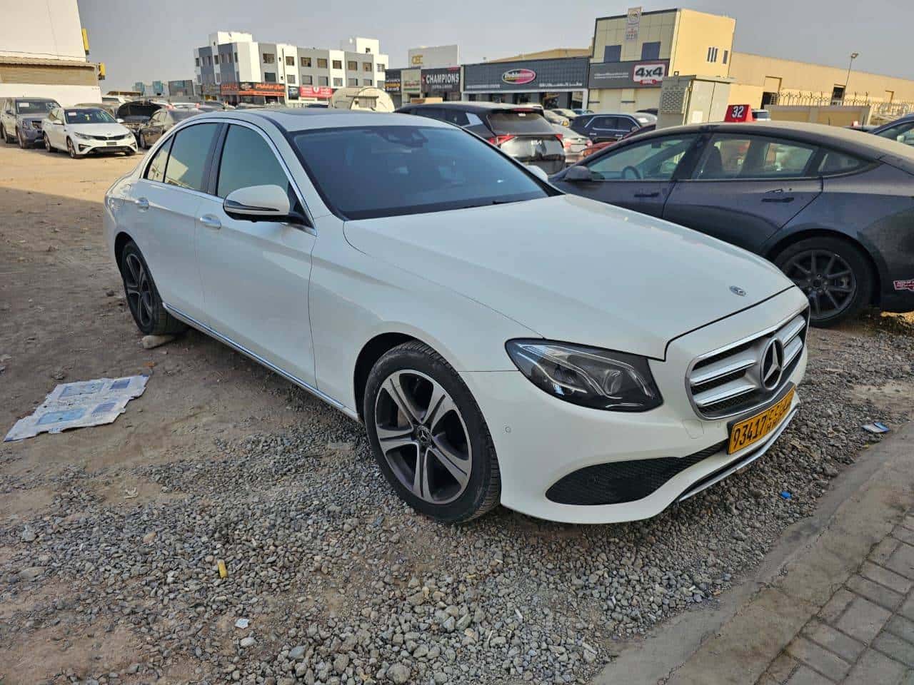MERCEDES BENZ E-300 2018 thumbnail 3