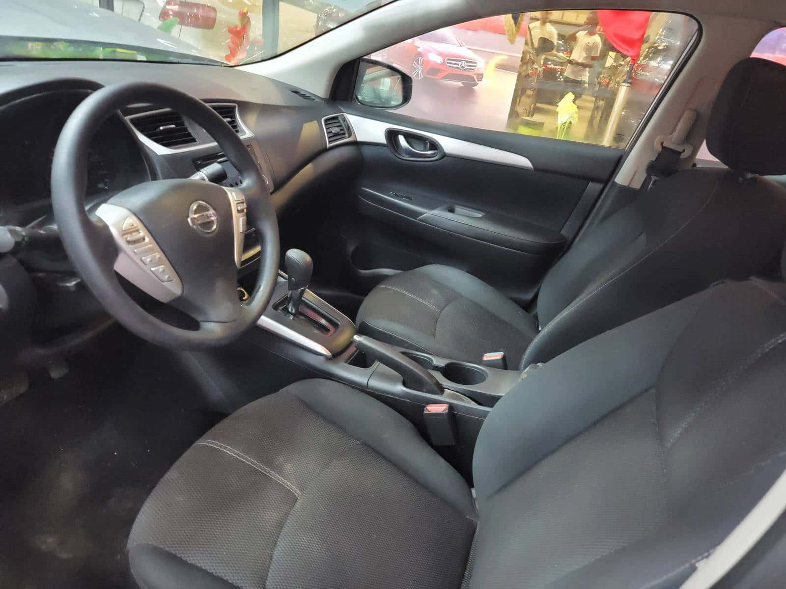NISSAN SENTRA - Exterior