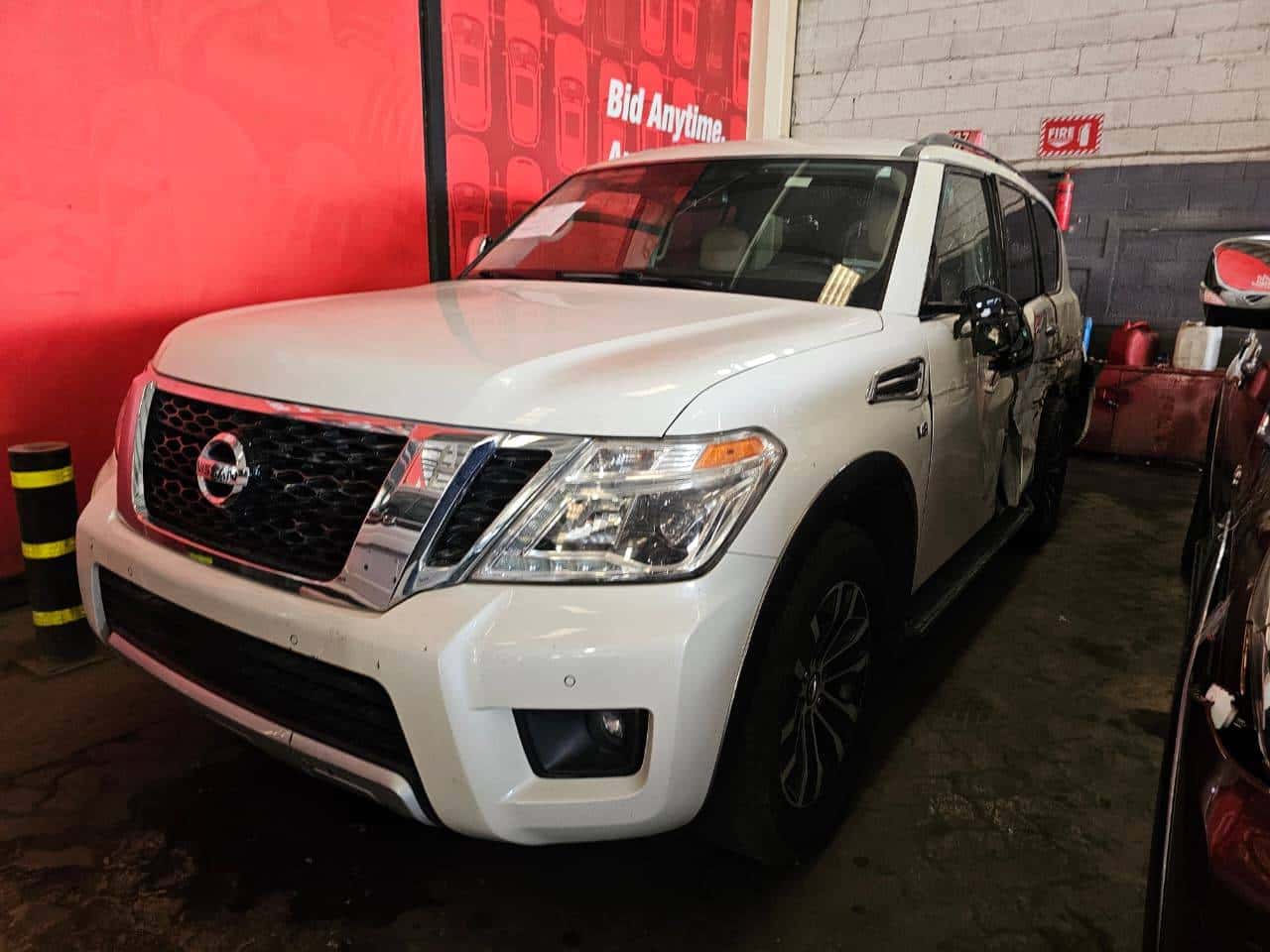 Nissan Armada 2018 thumbnail 2