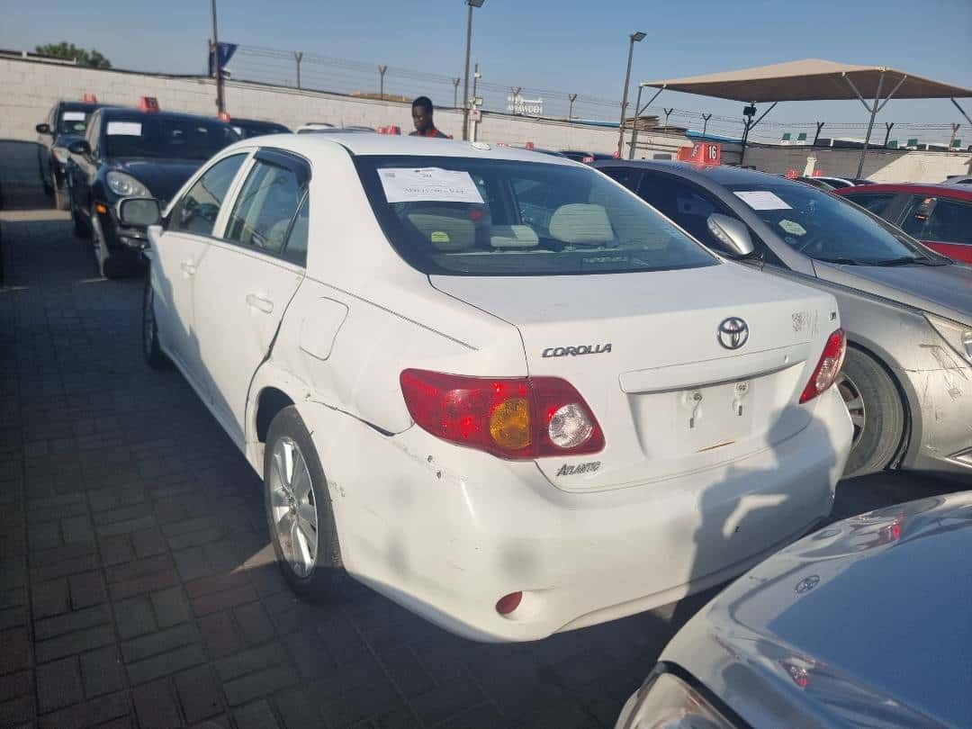 Toyota Corolla 2009 thumbnail 2