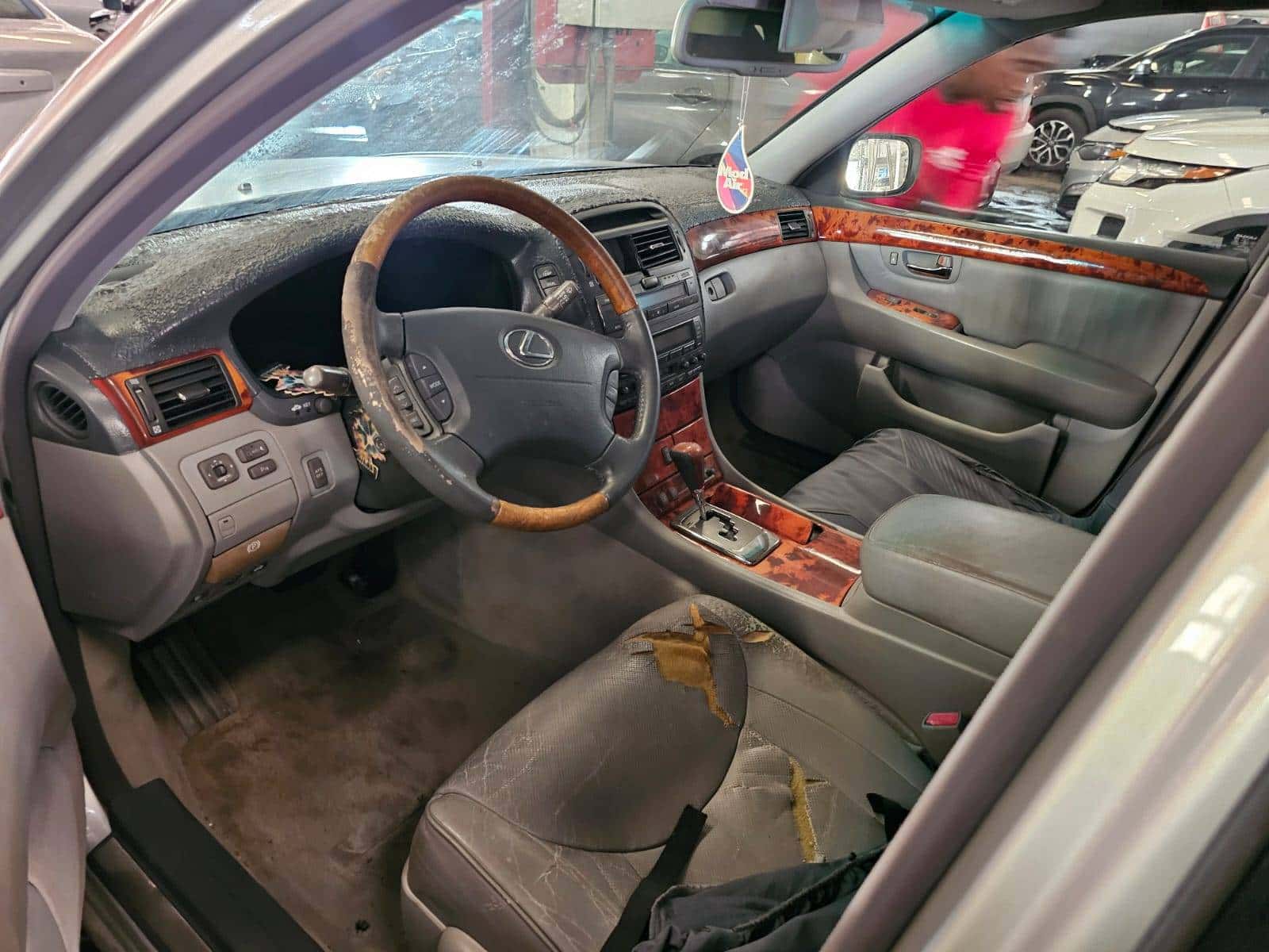 Lexus LS 430 2004 thumbnail 7