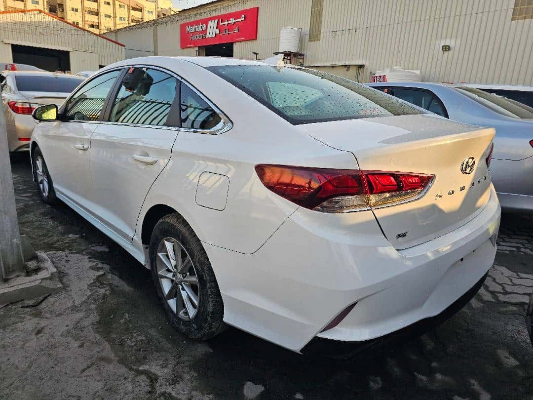 HYUNDAI SONATA - Exterior